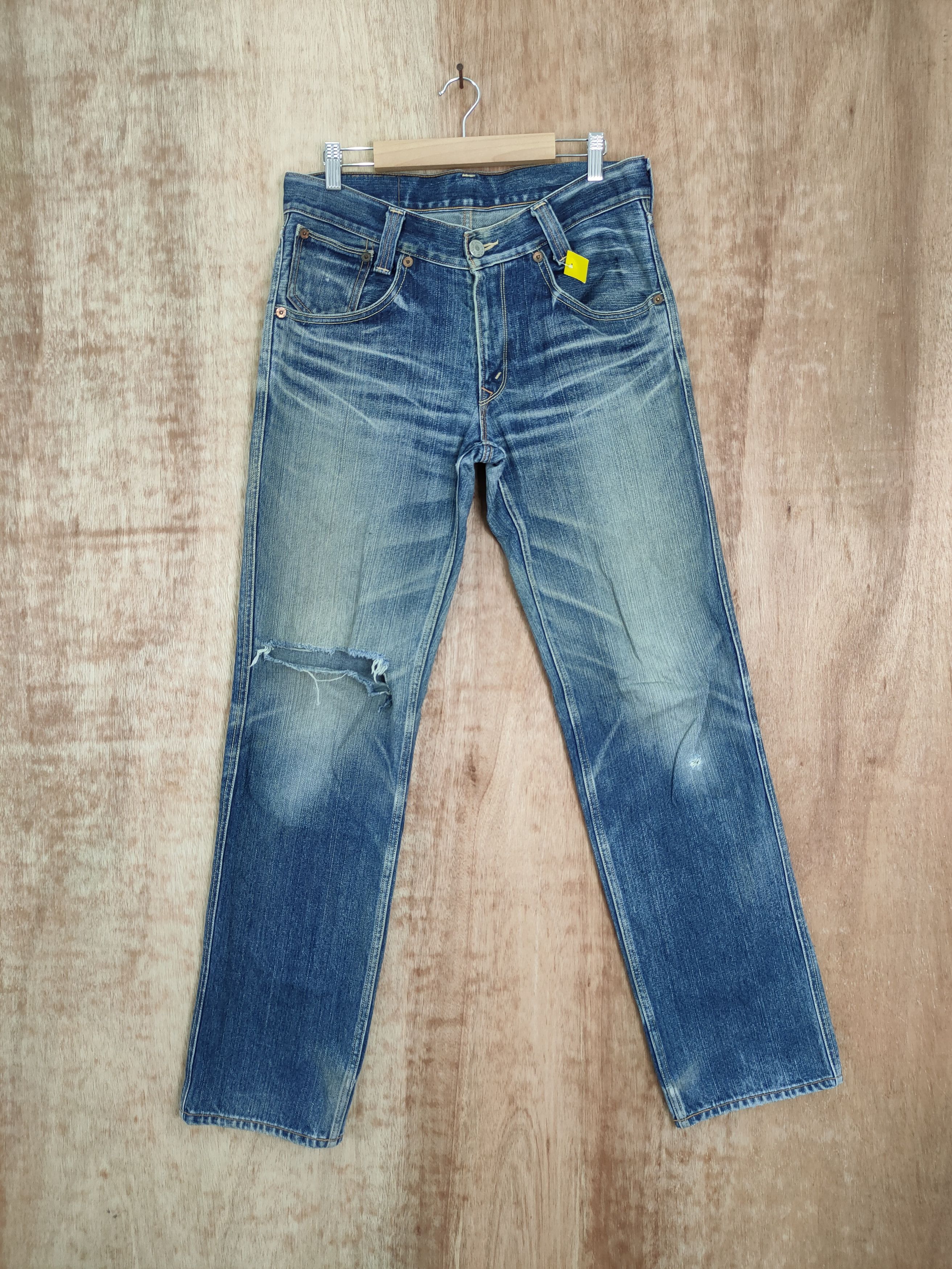 image of 702 Levis Distressed Denim Jeans Vintage Pants 4165, Men's (Size 32)