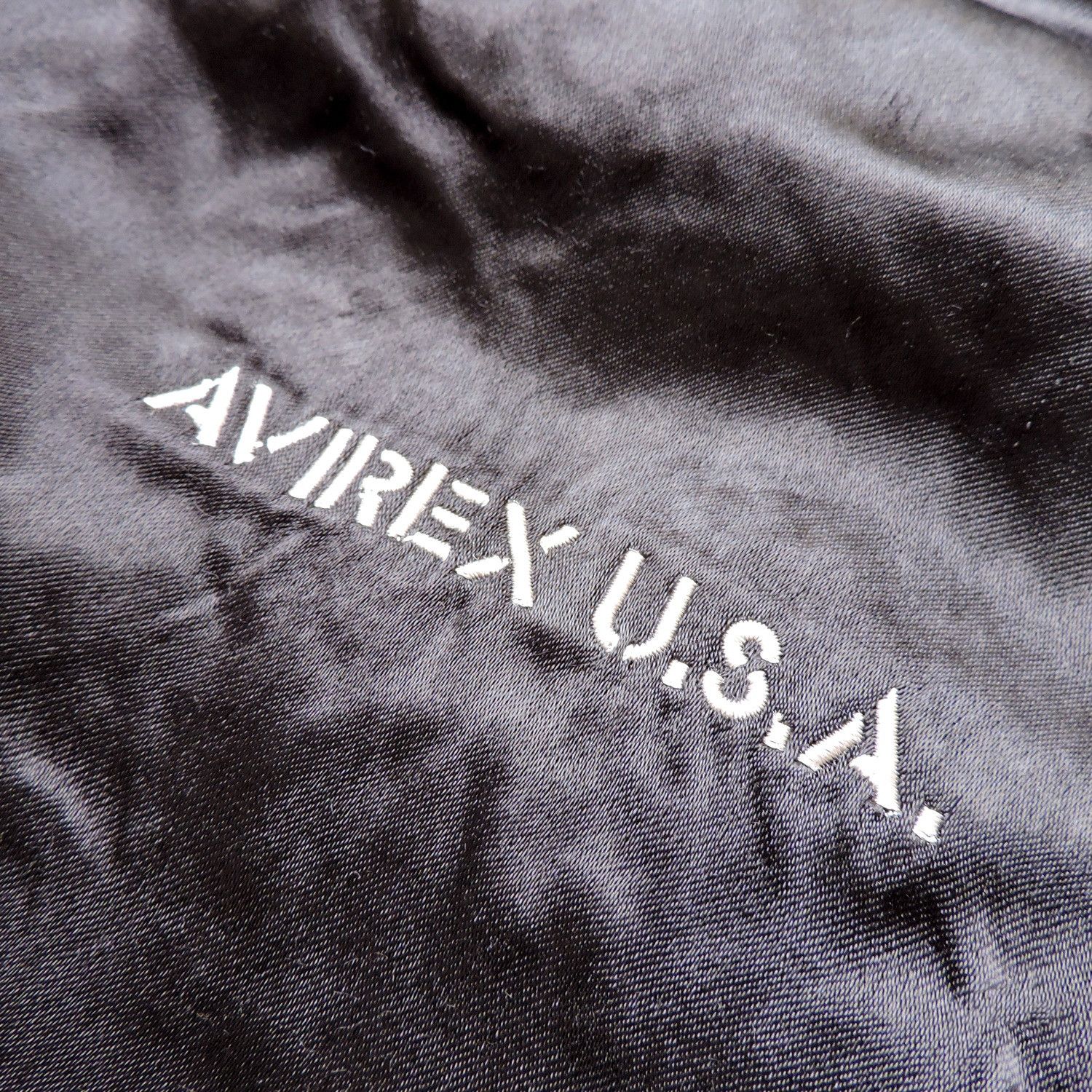 Avirex AVIREX 'FAR EAST, ORIENTAL BEAST' DRAGON TORA SUKAJAN Size US L / EU 52-54 / 3 - 7 Thumbnail