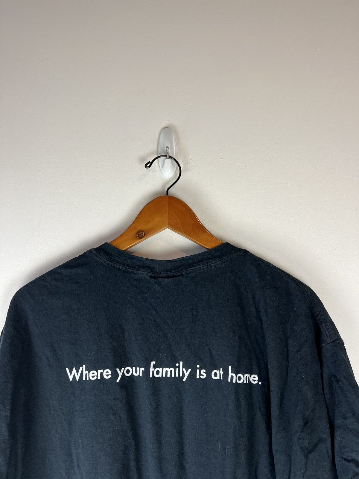 Vintage Vintage Fox Neighborhood promo tv show tee Size US XL / EU 56 / 4 - 5 Thumbnail