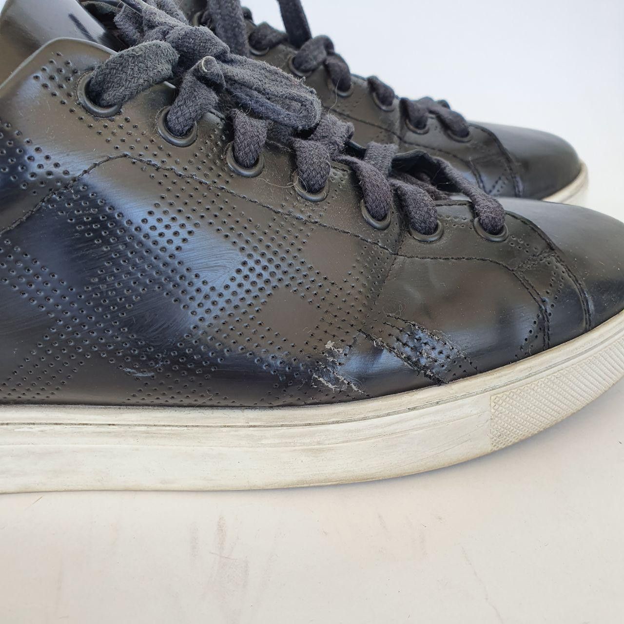 Burberry Burberry Leather Sneakers with Claret Emblem Made In Italy Size US 9 / EU 42 - 6 Thumbnail