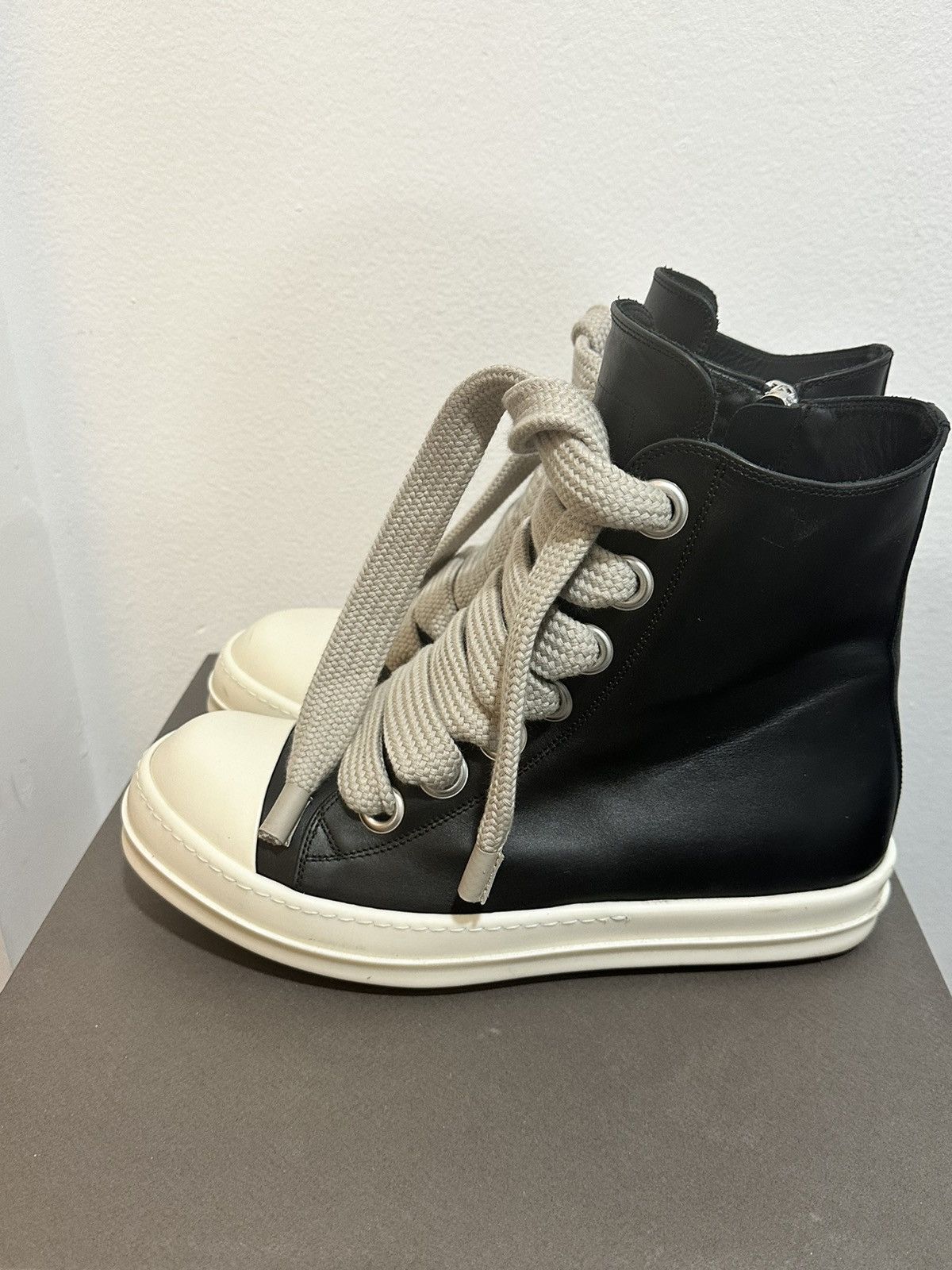 Rick Owens Rick Owens Jumbo Laces Grailed