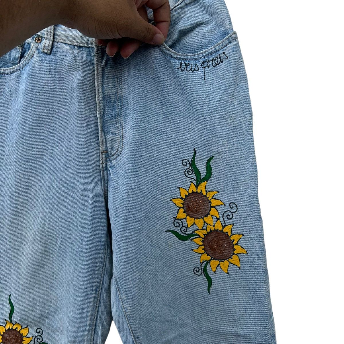 Levi's VINTAGE LEVI’S JEANS DENIM FULL PRINT SUN FLOWERS Size 30" / US 8 / IT 44 - 3 Thumbnail