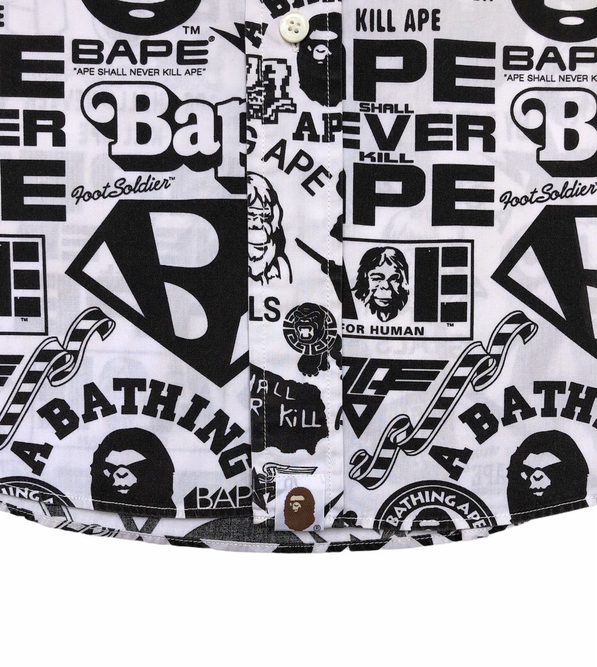 Bape Newspaper Button Up Shirt Size US M / EU 48-50 / 2 - 10 Thumbnail