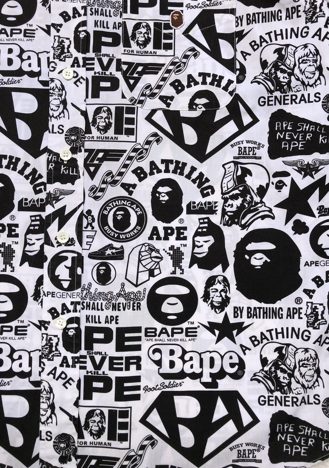 Bape Newspaper Button Up Shirt Size US M / EU 48-50 / 2 - 7 Thumbnail