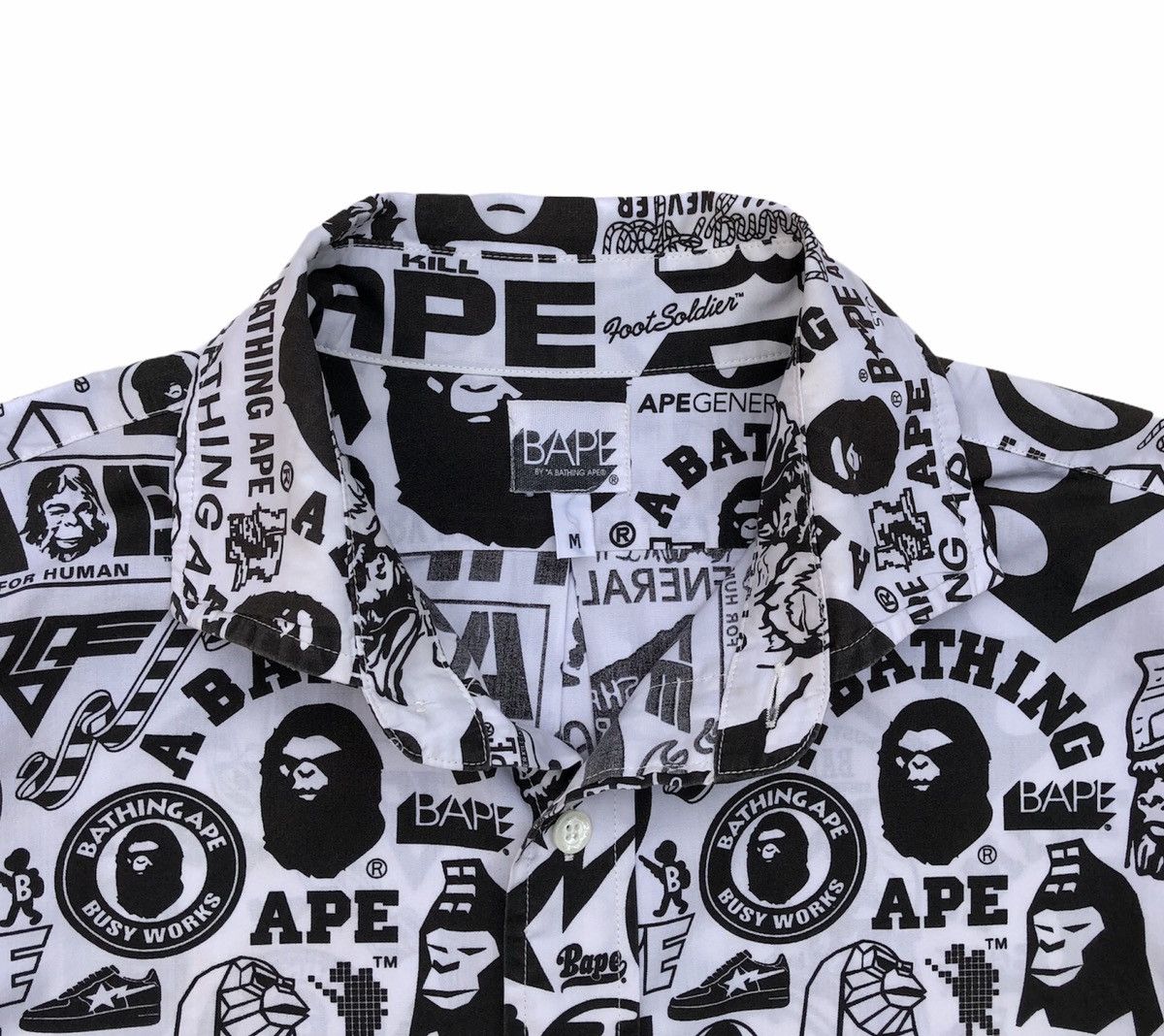 Bape Newspaper Button Up Shirt Size US M / EU 48-50 / 2 - 6 Thumbnail