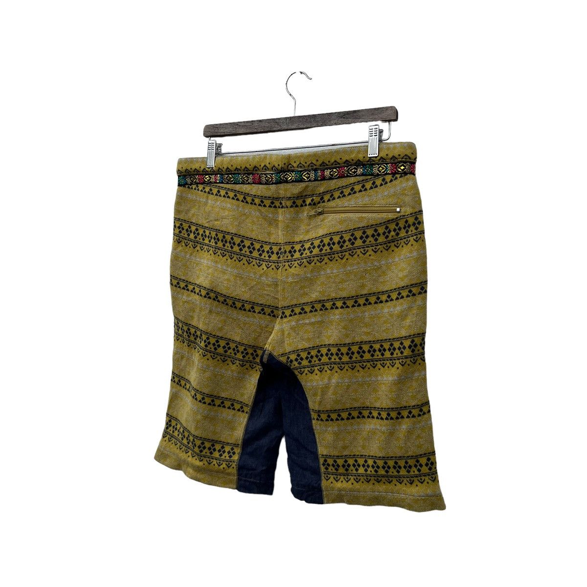 Japanese Brand VINTAGE NAVAJO DESIGN SHORT PANTS FROSTY JAPAN PROJECT Size US 36 / EU 52 - 8 Thumbnail