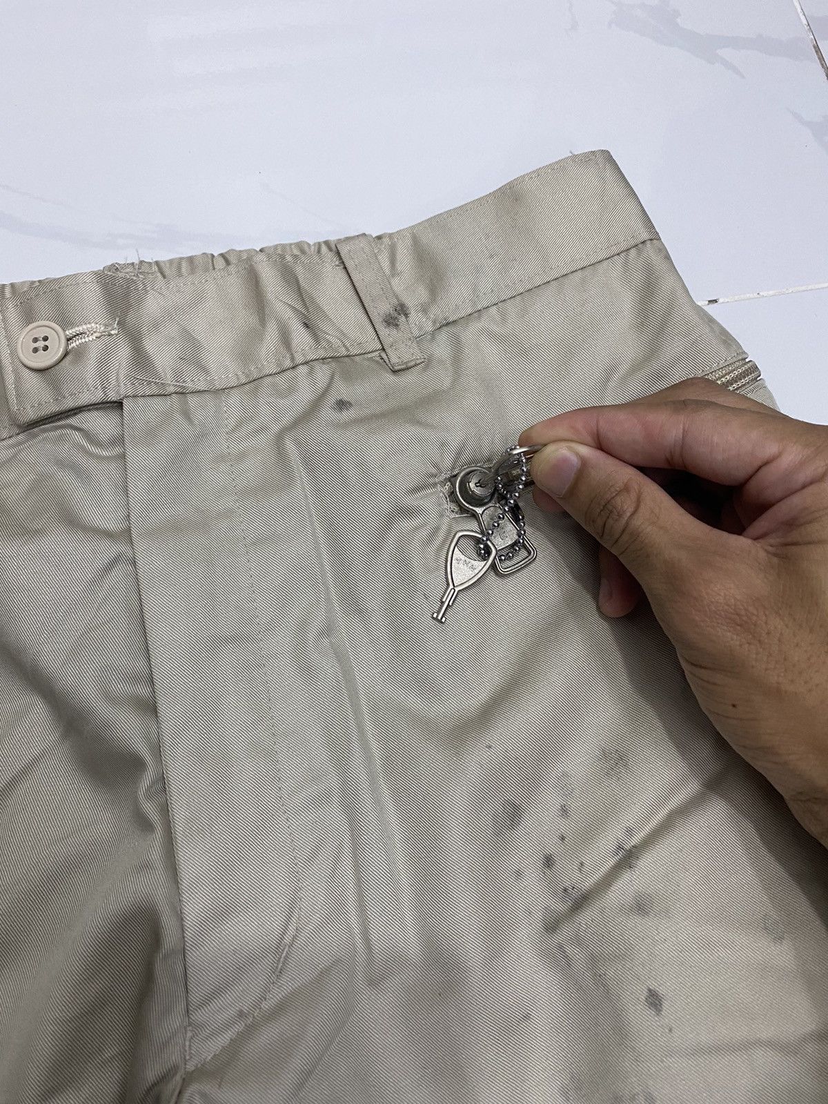 Issey Miyake 🔥VINTAGE 80s SKYLINE THRASHED OIL STAINS PANTS Size US 30 / EU 46 - 9 Thumbnail