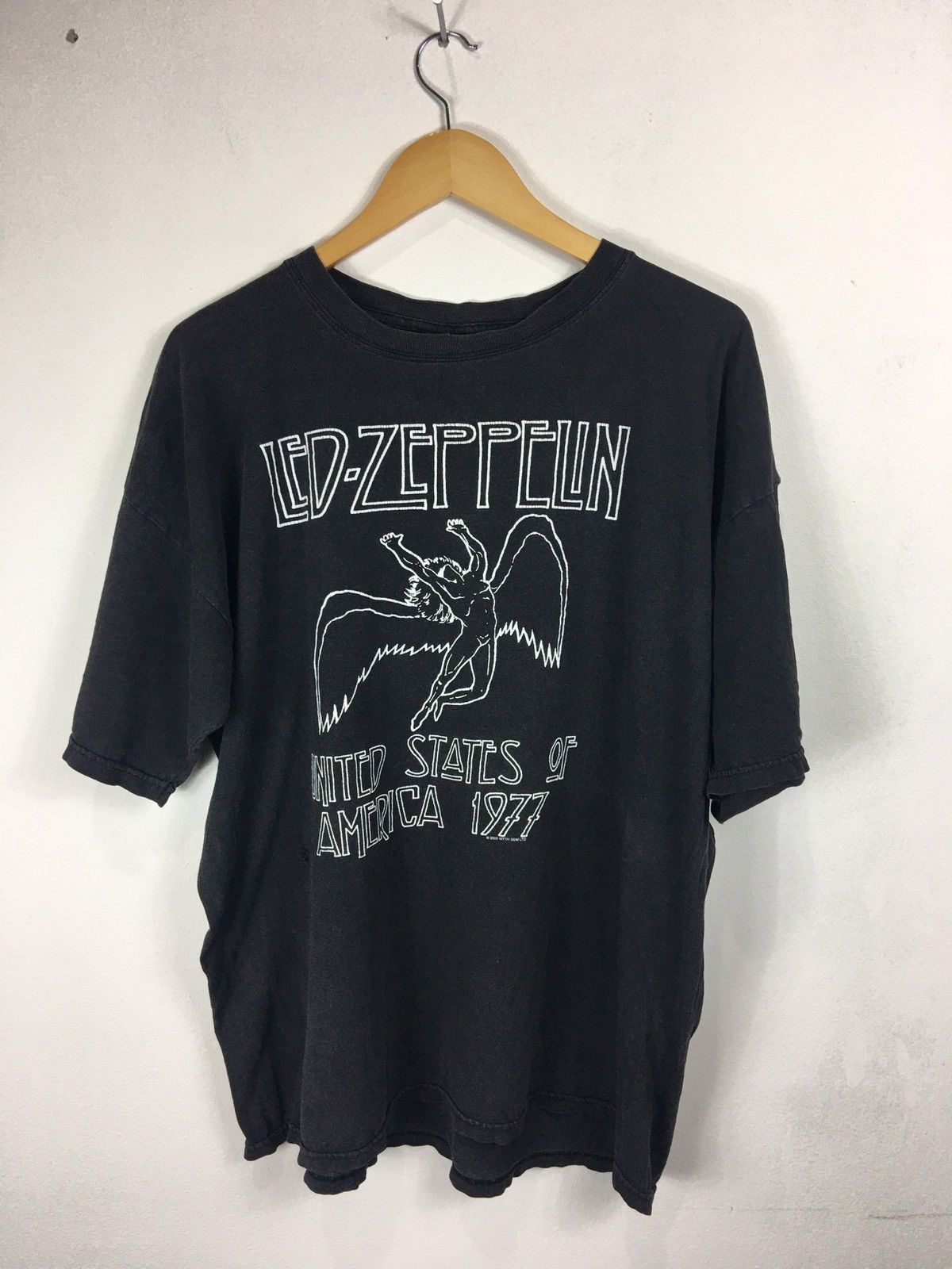 Band Tees Led Zeppelin Band T Shirt Size US XL / EU 56 / 4 - 1 Thumbnail