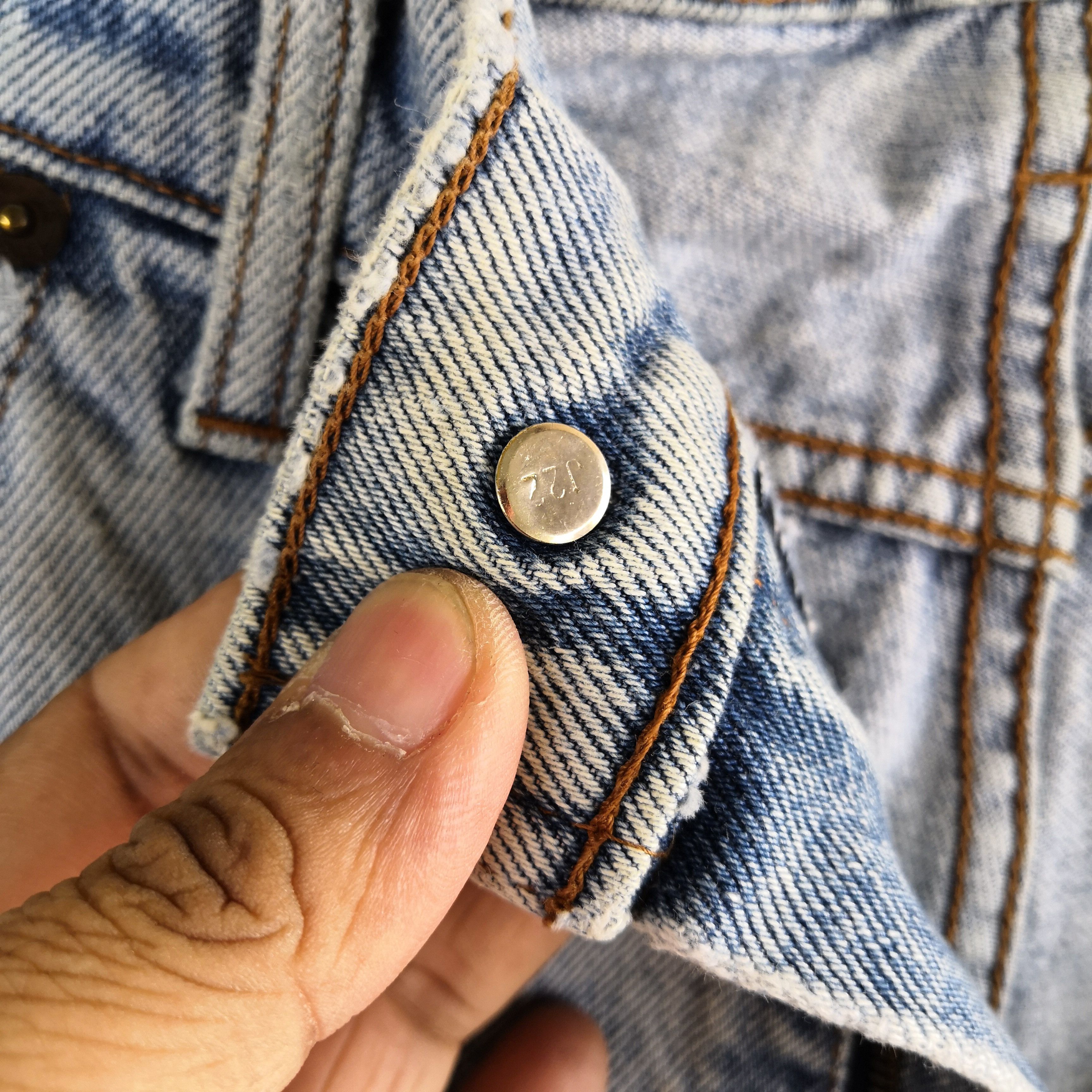 Levi's Vintage Levis Jeans Distressed Levis Light Wash Denim Pants Size US 36 / EU 52 - 9 Thumbnail