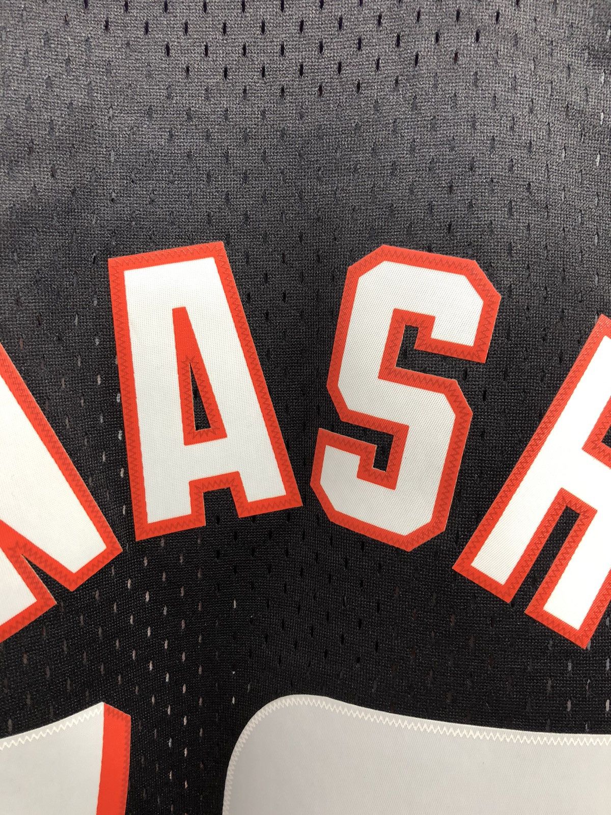 Mitchell & Ness Mitchell and Ness Phoenix Suns Steve Nash Black Jersey Size US M / EU 48-50 / 2 - 11 Thumbnail