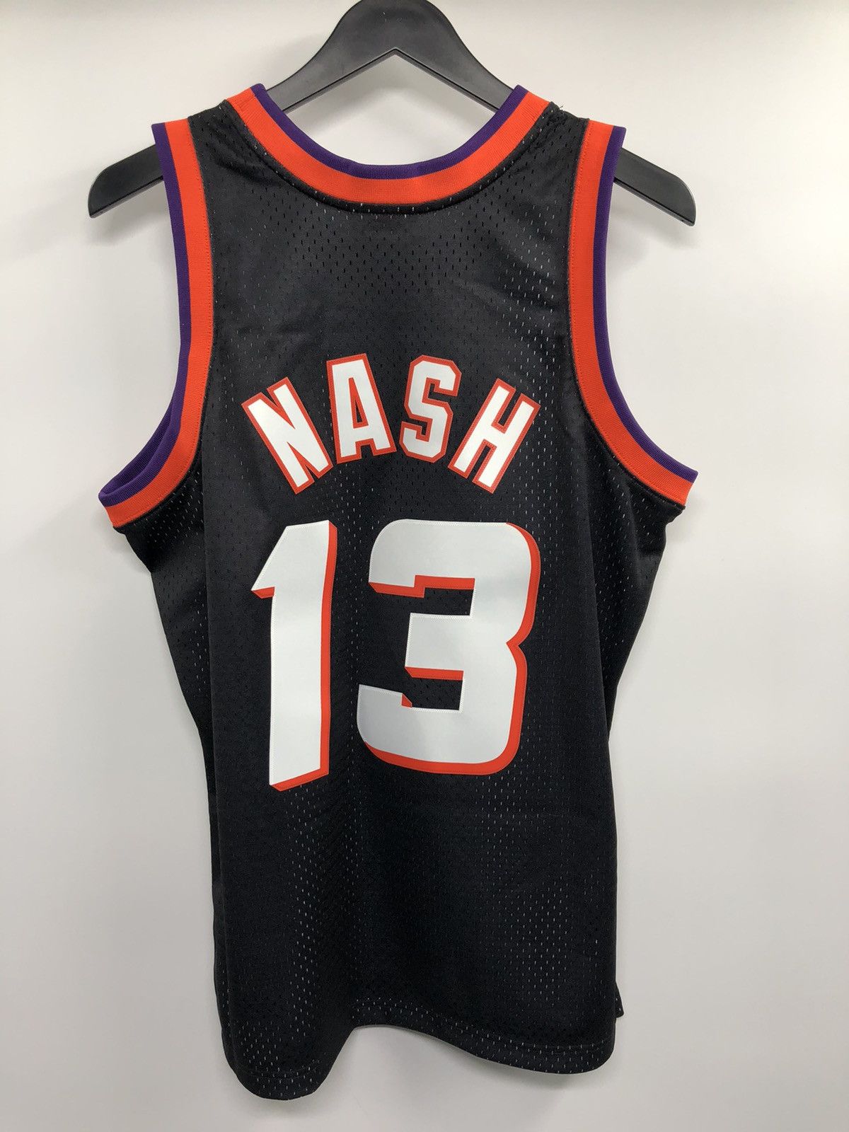 Mitchell & Ness Mitchell and Ness Phoenix Suns Steve Nash Black Jersey Size US M / EU 48-50 / 2 - 13 Thumbnail