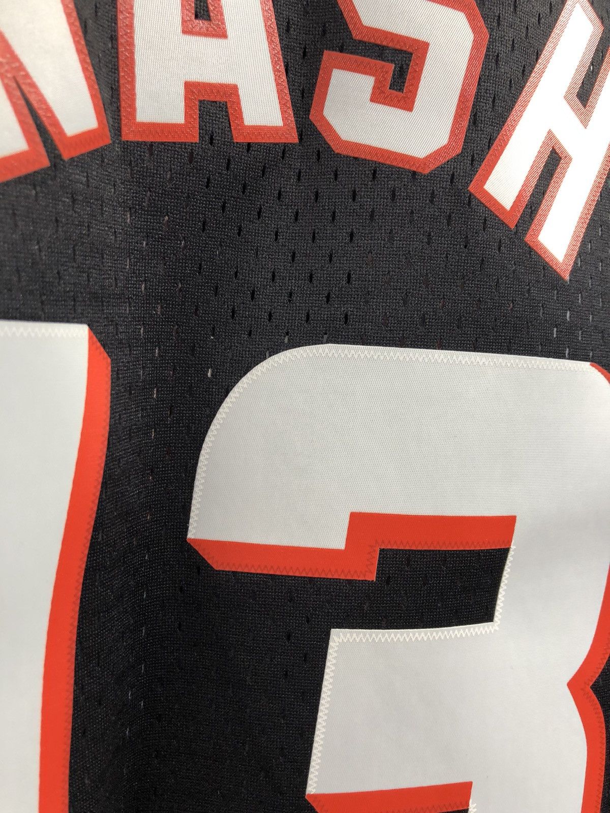 Mitchell & Ness Mitchell and Ness Phoenix Suns Steve Nash Black Jersey Size US M / EU 48-50 / 2 - 10 Thumbnail
