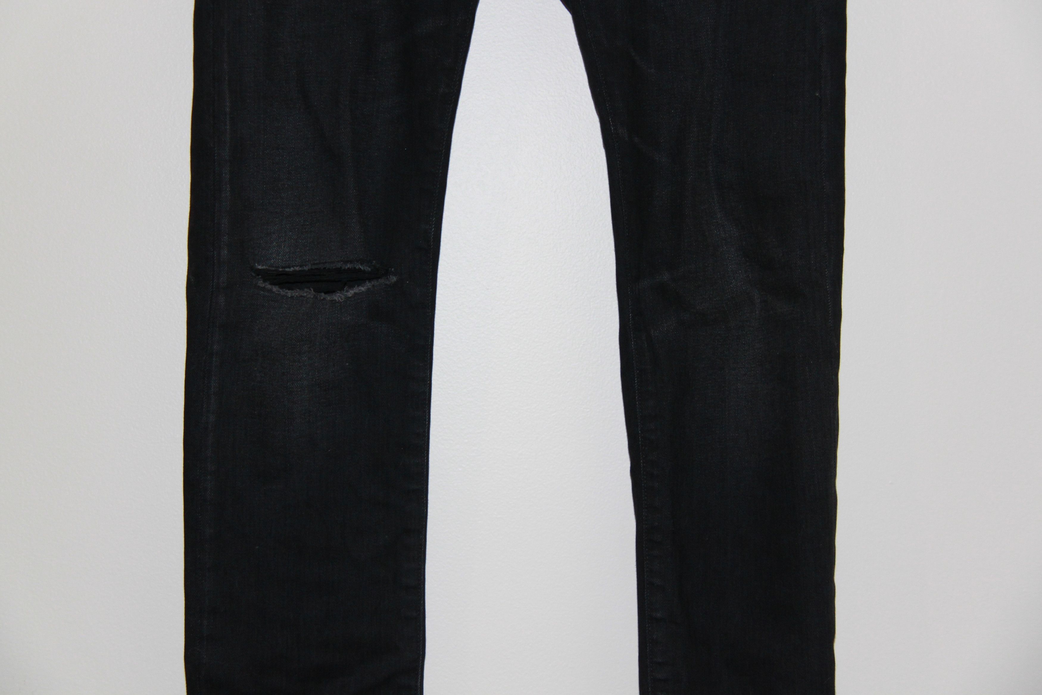 Saint Laurent Paris FW16 Single Knee Rip Black Wash D02 Jeans Size US 29 - 2 Thumbnail