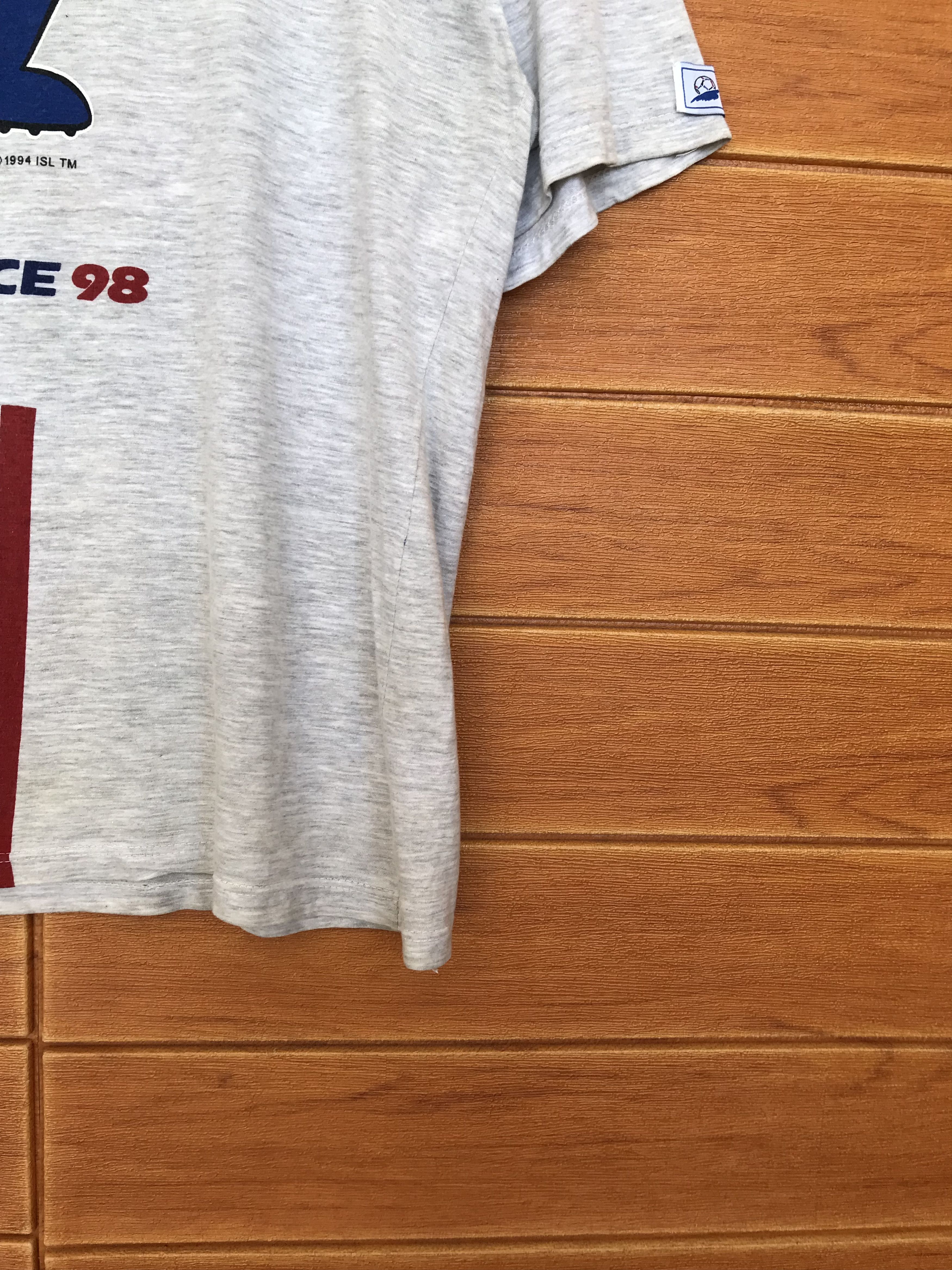 Vintage Vintage 1998 FIFA World Cup France T-Shirt Size US L / EU 52-54 / 3 - 8 Thumbnail