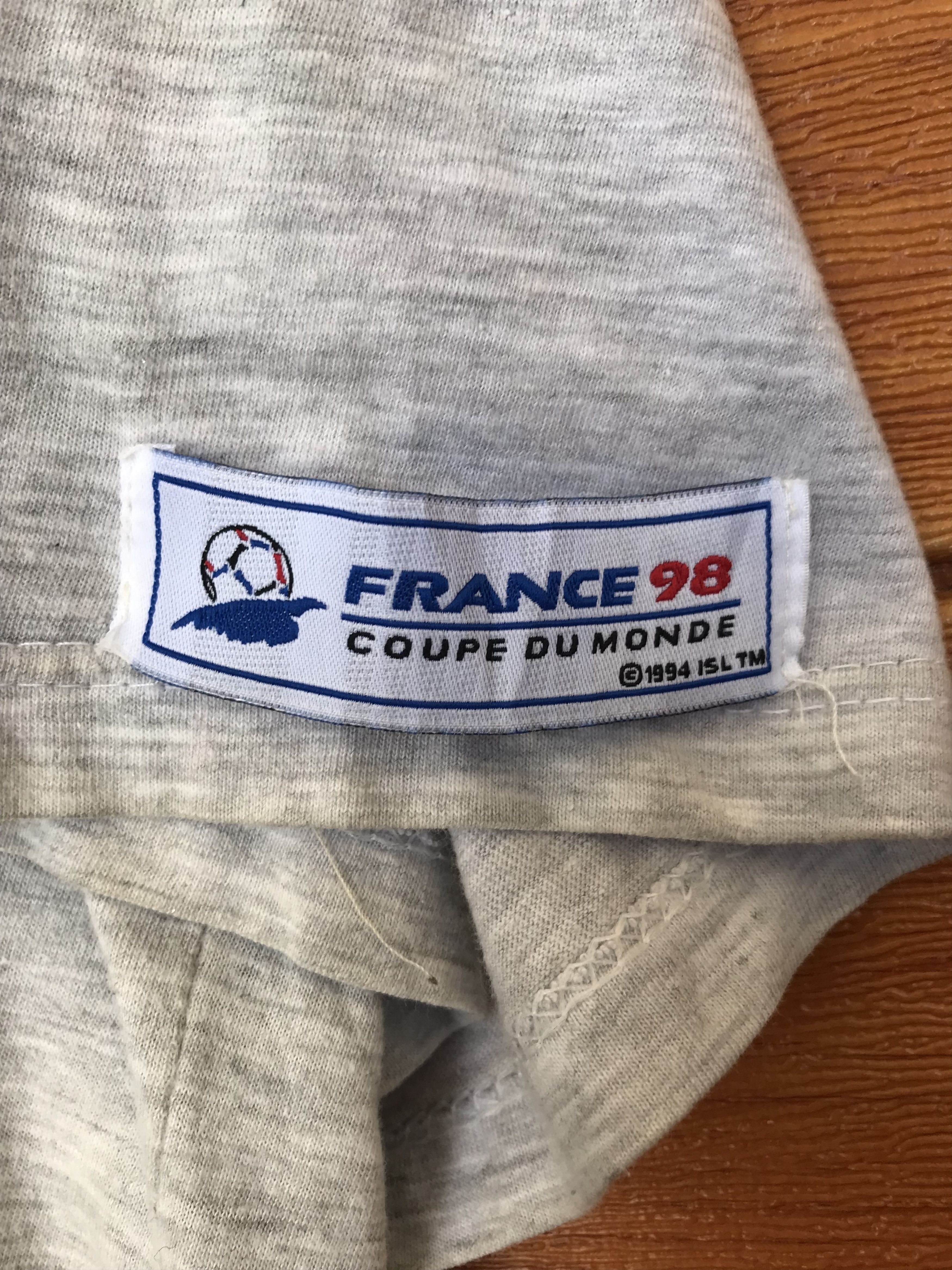 Vintage Vintage 1998 FIFA World Cup France T-Shirt Size US L / EU 52-54 / 3 - 10 Thumbnail