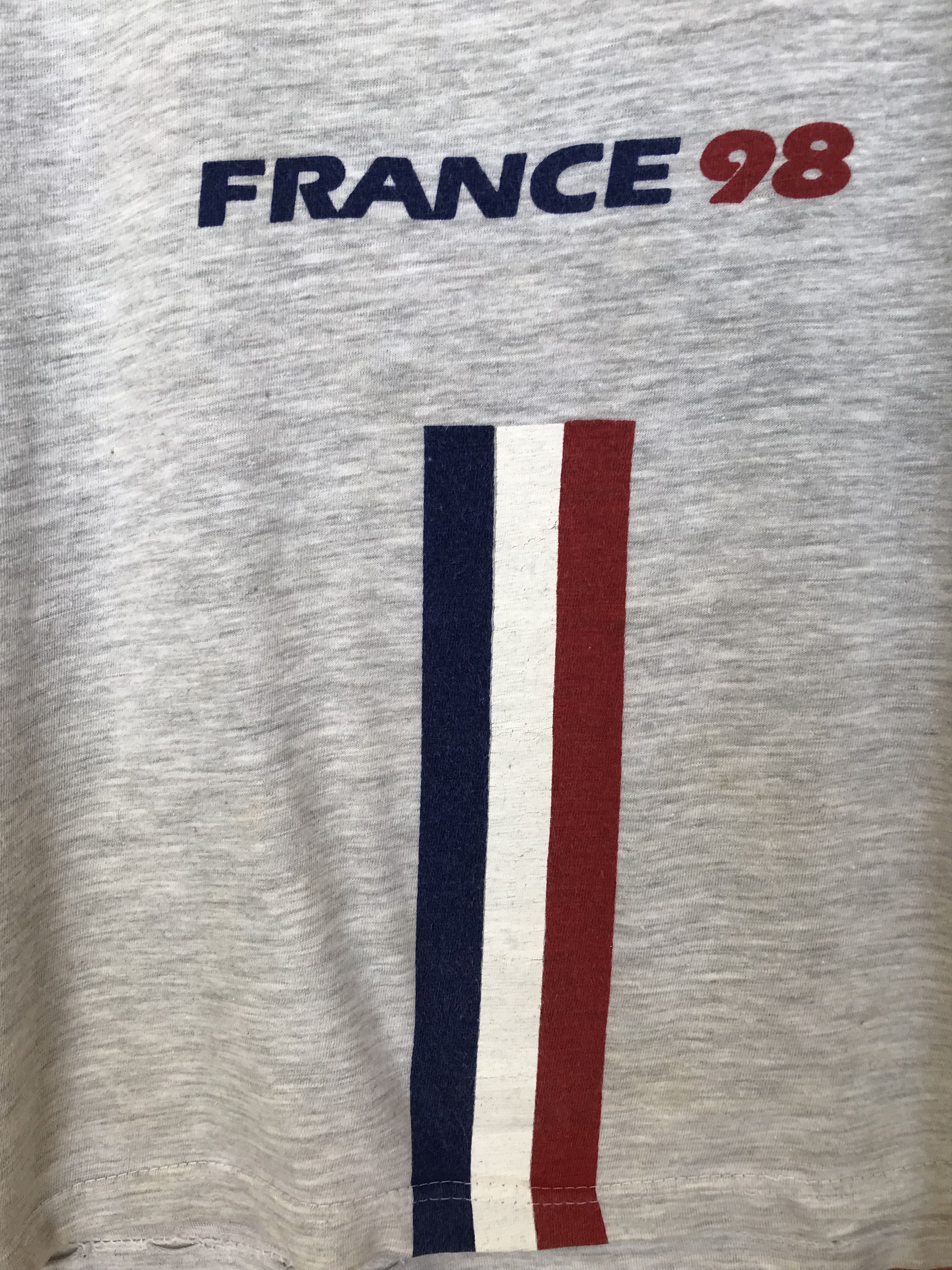 Vintage Vintage 1998 FIFA World Cup France T-Shirt Size US L / EU 52-54 / 3 - 3 Thumbnail