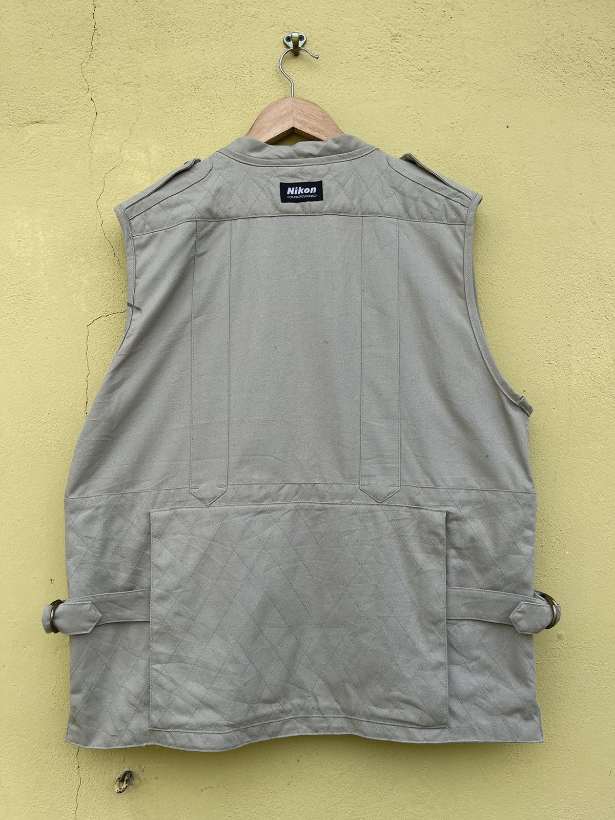 Nikon Nikon multi pocket vest Size US M / EU 48-50 / 2 - 3 Thumbnail