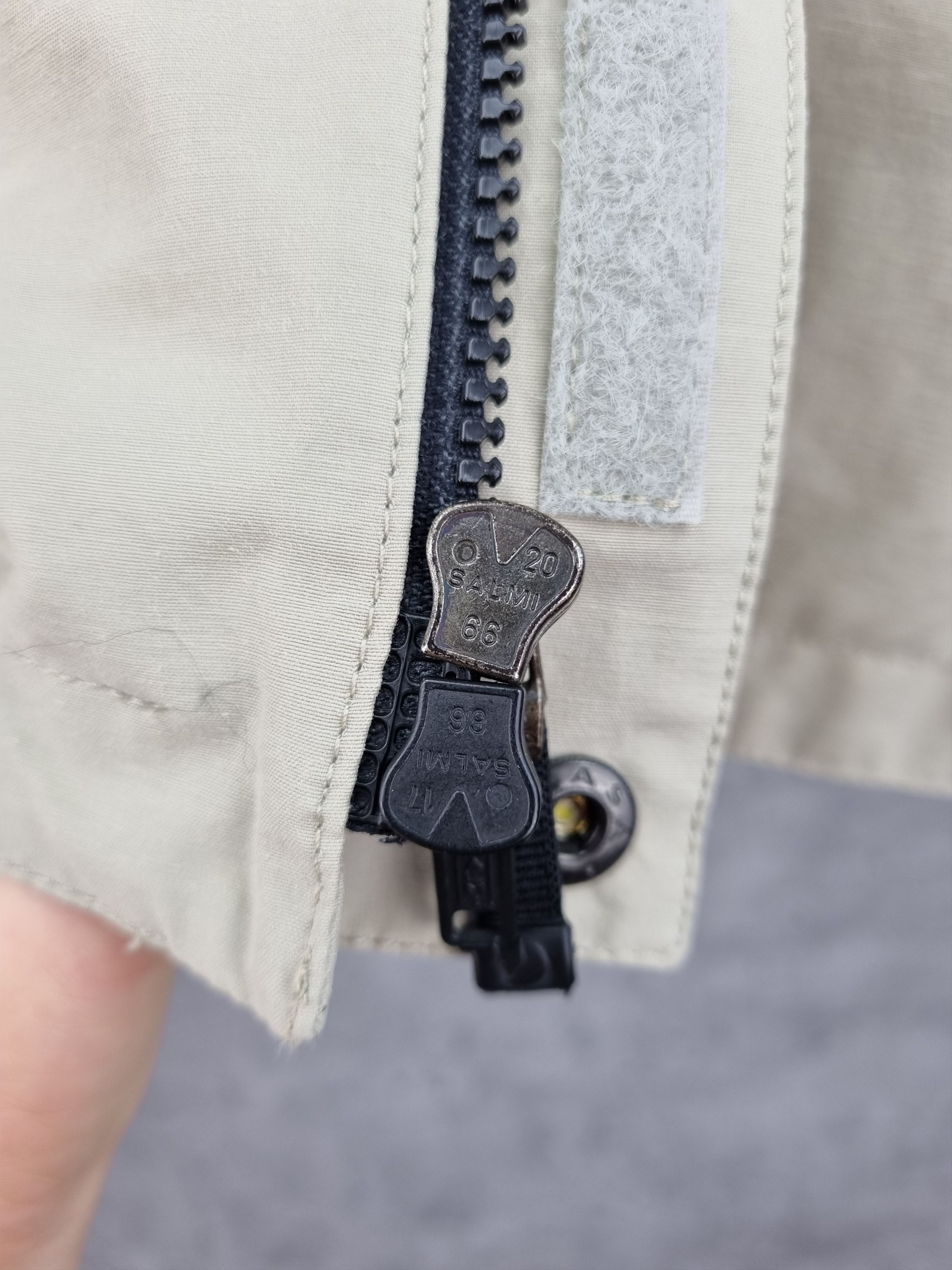 Fjallraven × Goretex Rare 90s Fjallraven Goretex Jacket Size US L / EU 52-54 / 3 - 18 Thumbnail