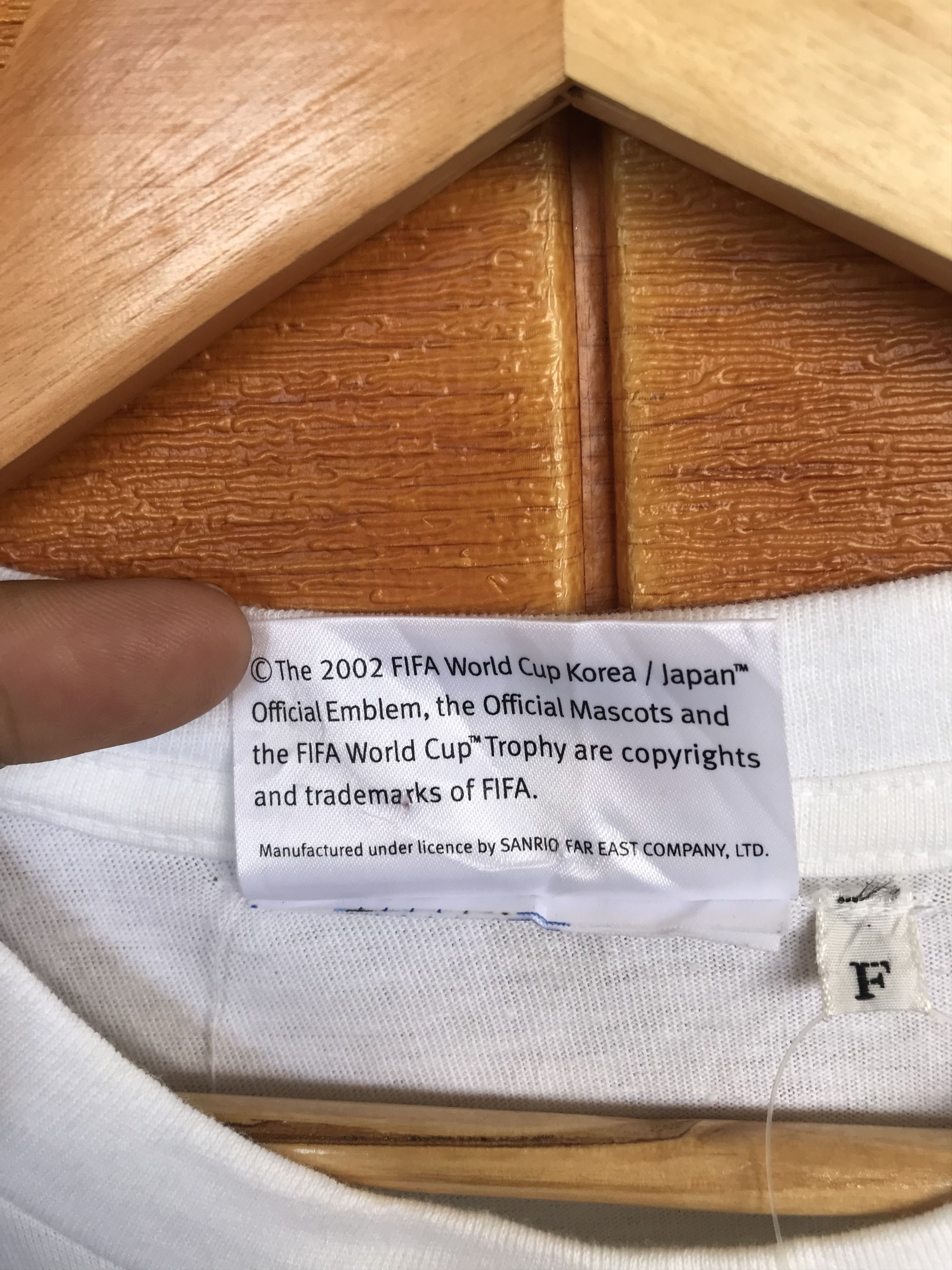 Vintage Vintage 2002 FIFA World Cup Korea Japan T-Shirt Size US M / EU 48-50 / 2 - 6 Thumbnail