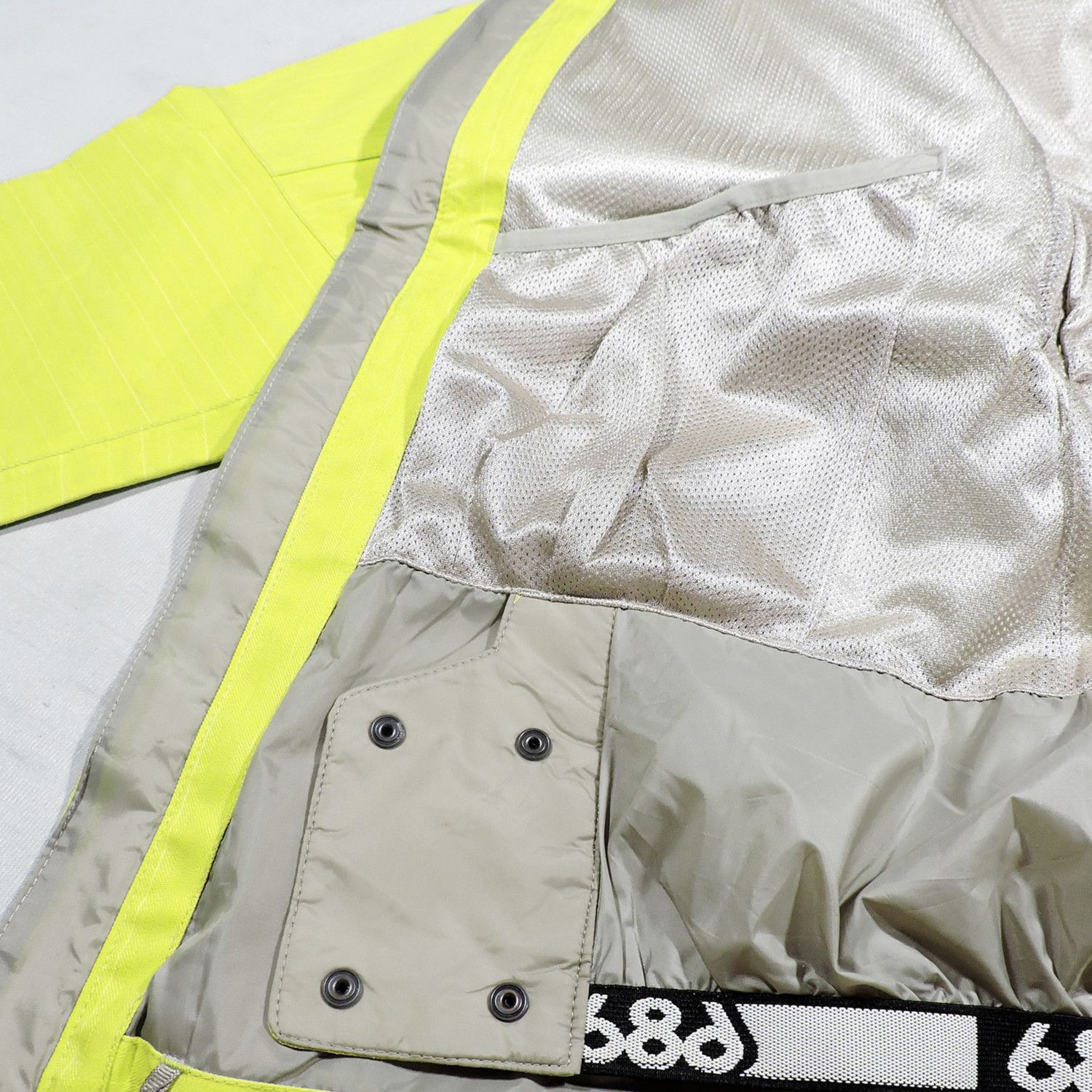 686 686 INFIDBY PLEXUS BETA INFIDRY-20™ SNOWBOARDS JACKET Size US L / EU 52-54 / 3 - 7 Thumbnail