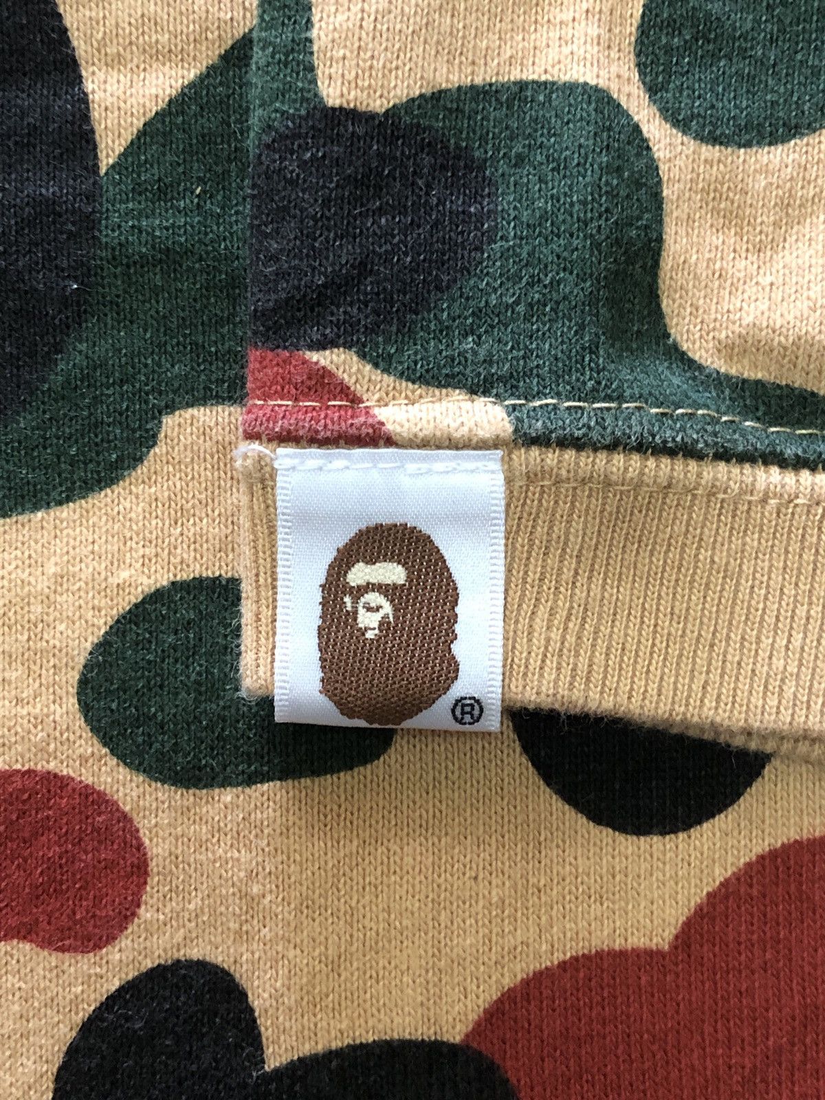 Bape A Bathing Ape Short Sleeve Camo Sweatshirts Size US S / EU 44-46 / 1 - 4 Thumbnail