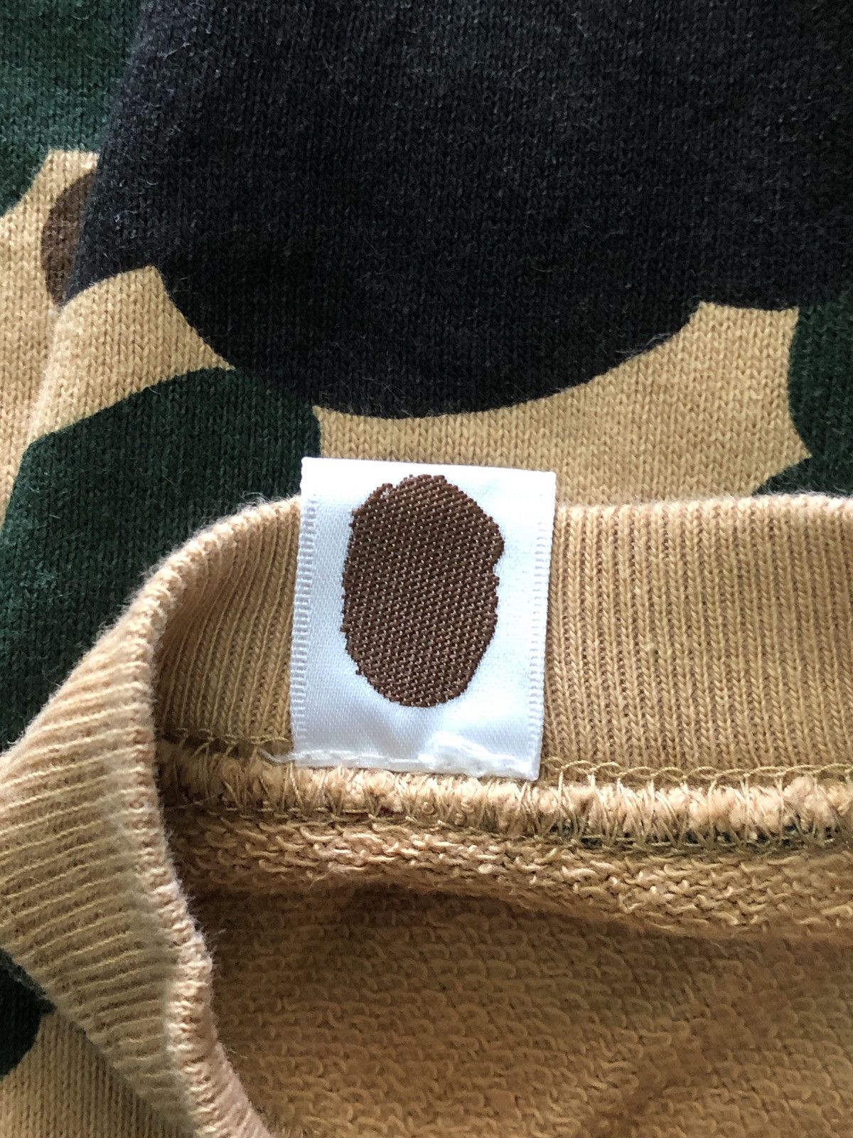 Bape A Bathing Ape Short Sleeve Camo Sweatshirts Size US S / EU 44-46 / 1 - 5 Thumbnail