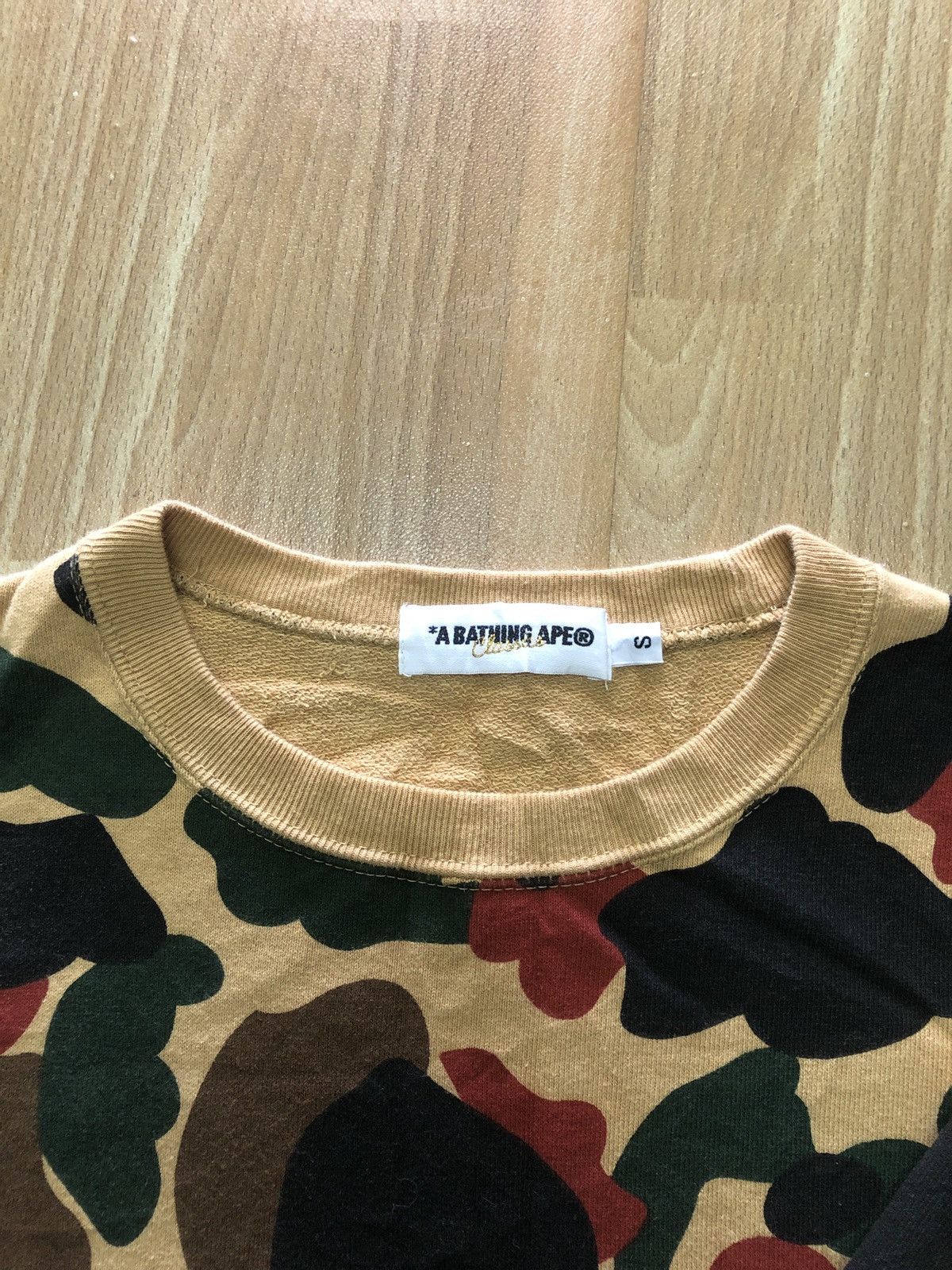 Bape A Bathing Ape Short Sleeve Camo Sweatshirts Size US S / EU 44-46 / 1 - 3 Thumbnail