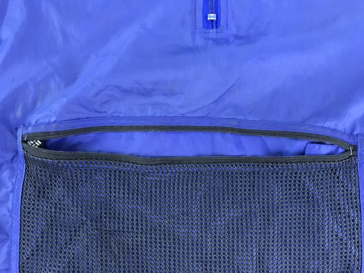 Columbia × Vintage Vintage Columbia Windbreaker Jacket Fashion Outdoor Hiking Size US XL / EU 56 / 4 - 12 Thumbnail