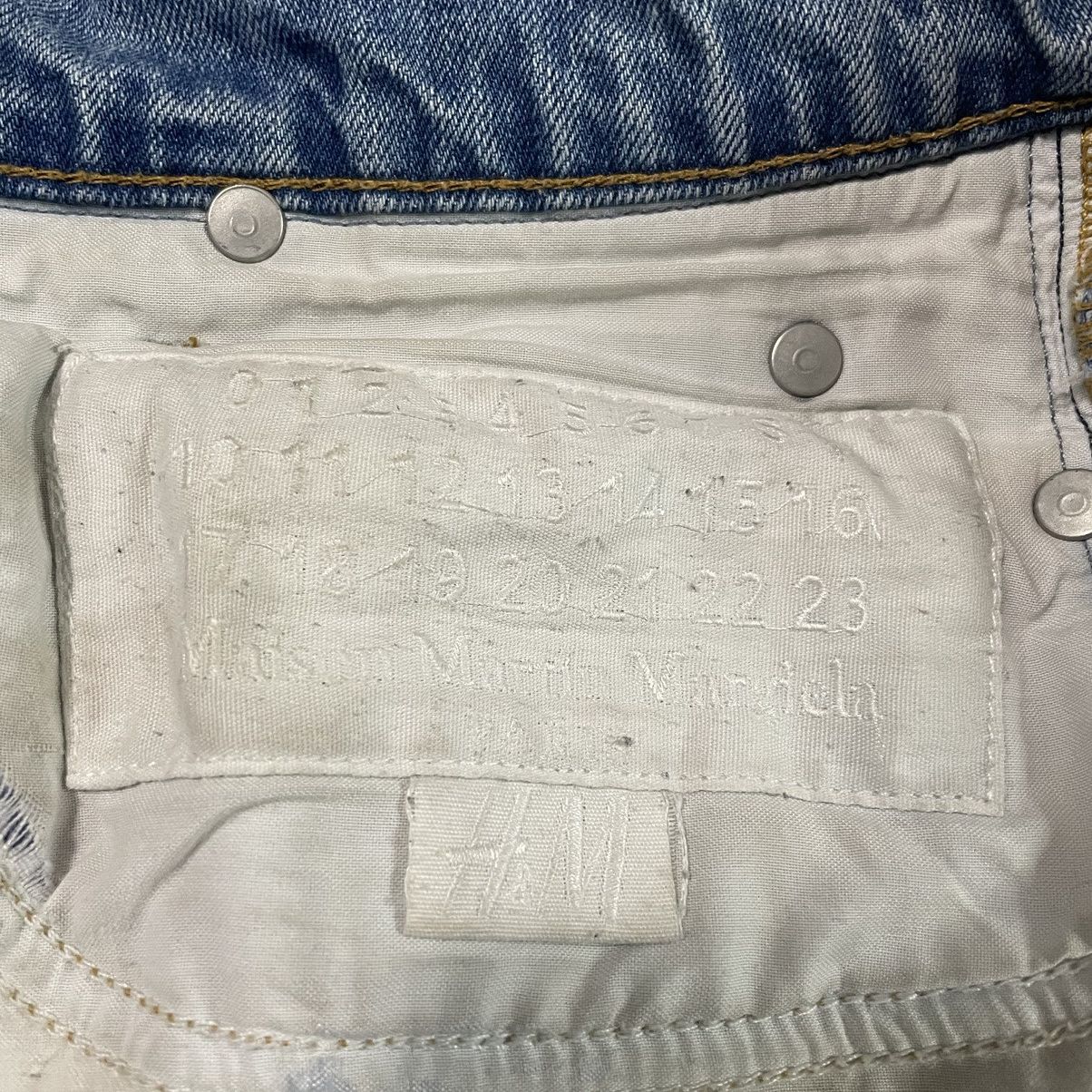 H&M × Maison Margiela Maison Margiela x H&M Reversed Denim Size US 31 - 13 Thumbnail