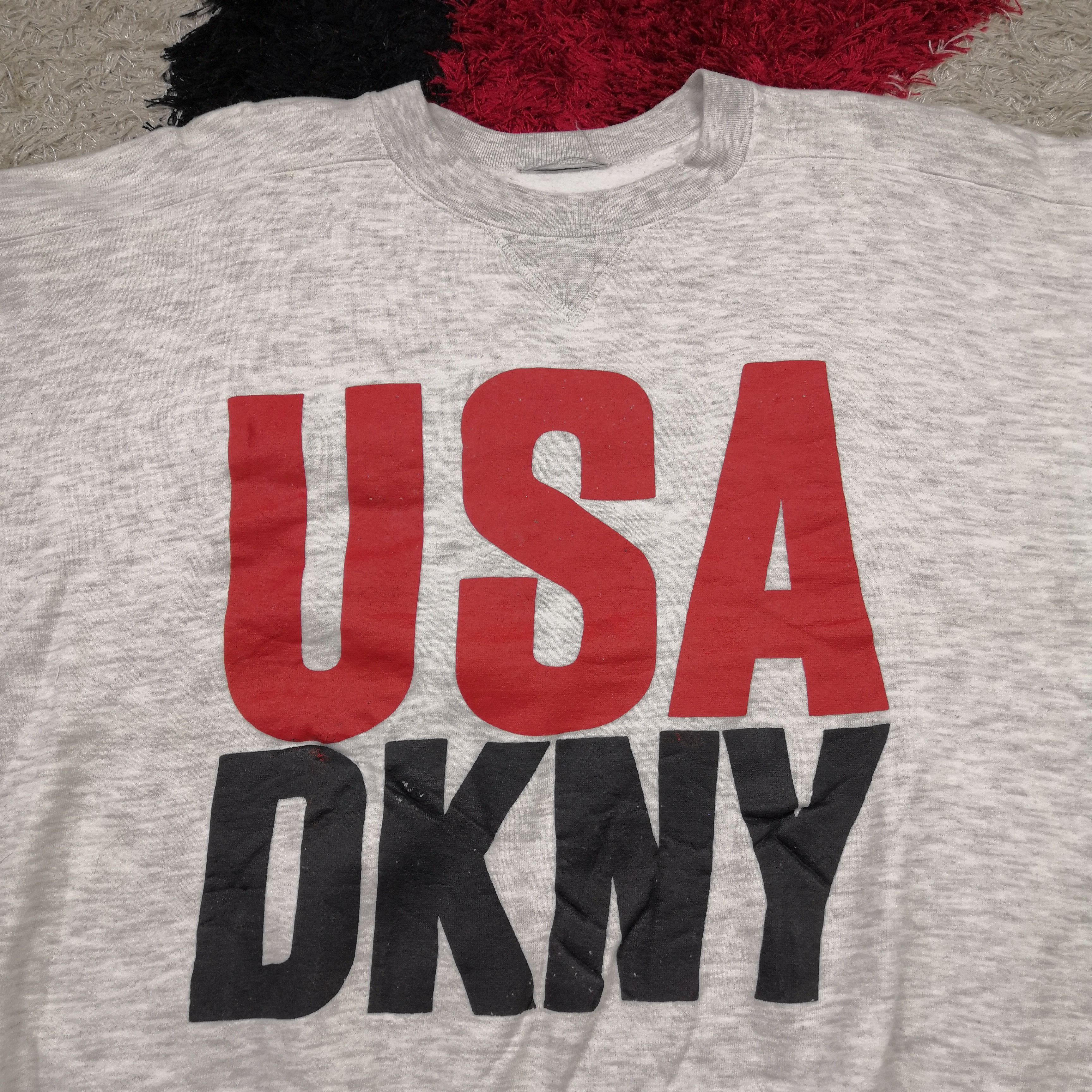 DKNY × Vintage Vintage DKNY Sweatshirt Sweater New York Jumper BS1824. Size US XL / EU 56 / 4 - 3 Thumbnail