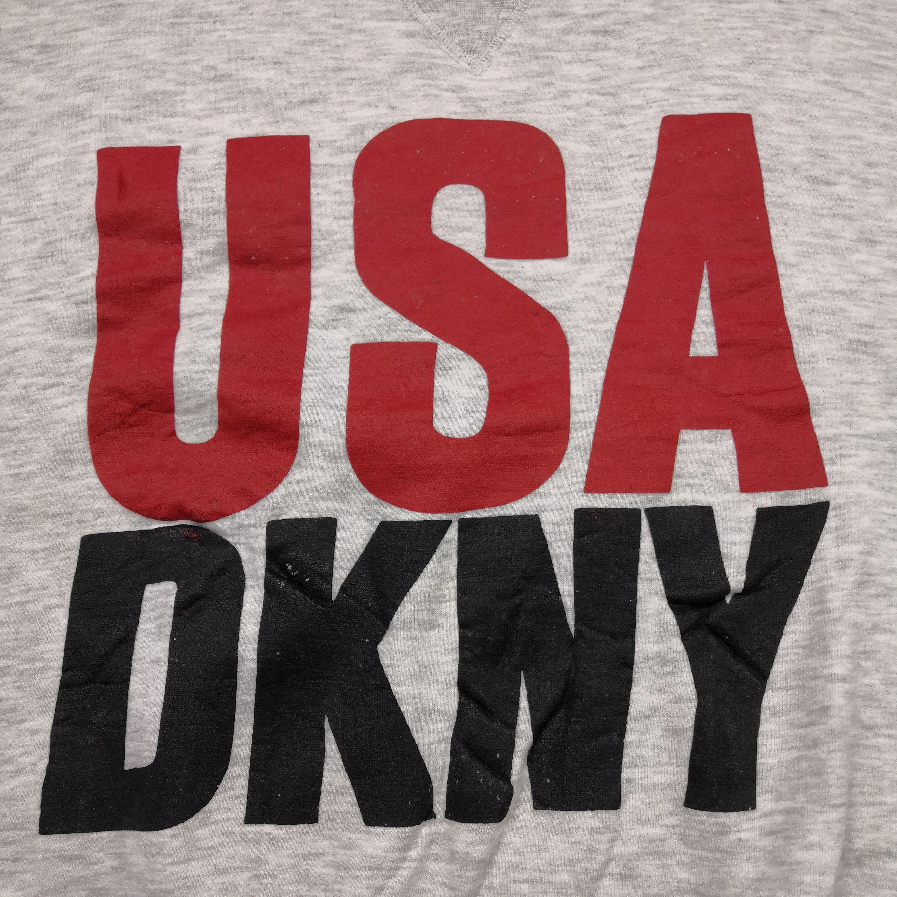 DKNY × Vintage Vintage DKNY Sweatshirt Sweater New York Jumper BS1824. Size US XL / EU 56 / 4 - 4 Thumbnail