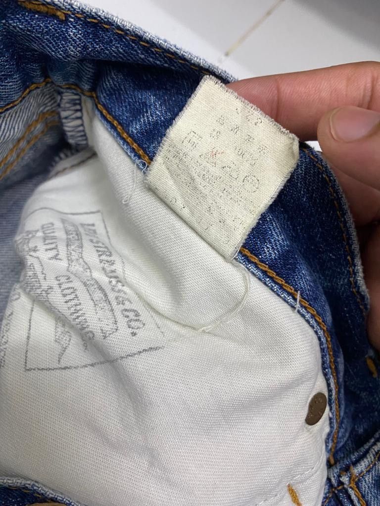 Levi's VINTAGE LEVIS BIG E 502 SELVEDGE DISTRESSED DENIM JEANS Size US 33 - 20 Thumbnail
