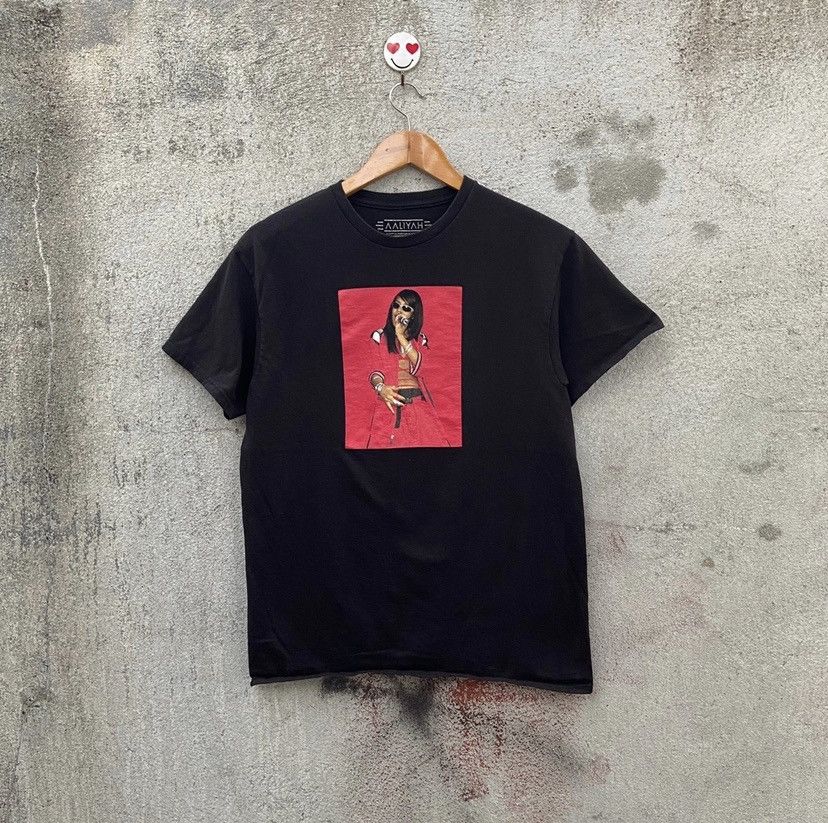 Band Tees Aaliyah tshirt by ripple junction Size US M / EU 48-50 / 2 - 1 Thumbnail