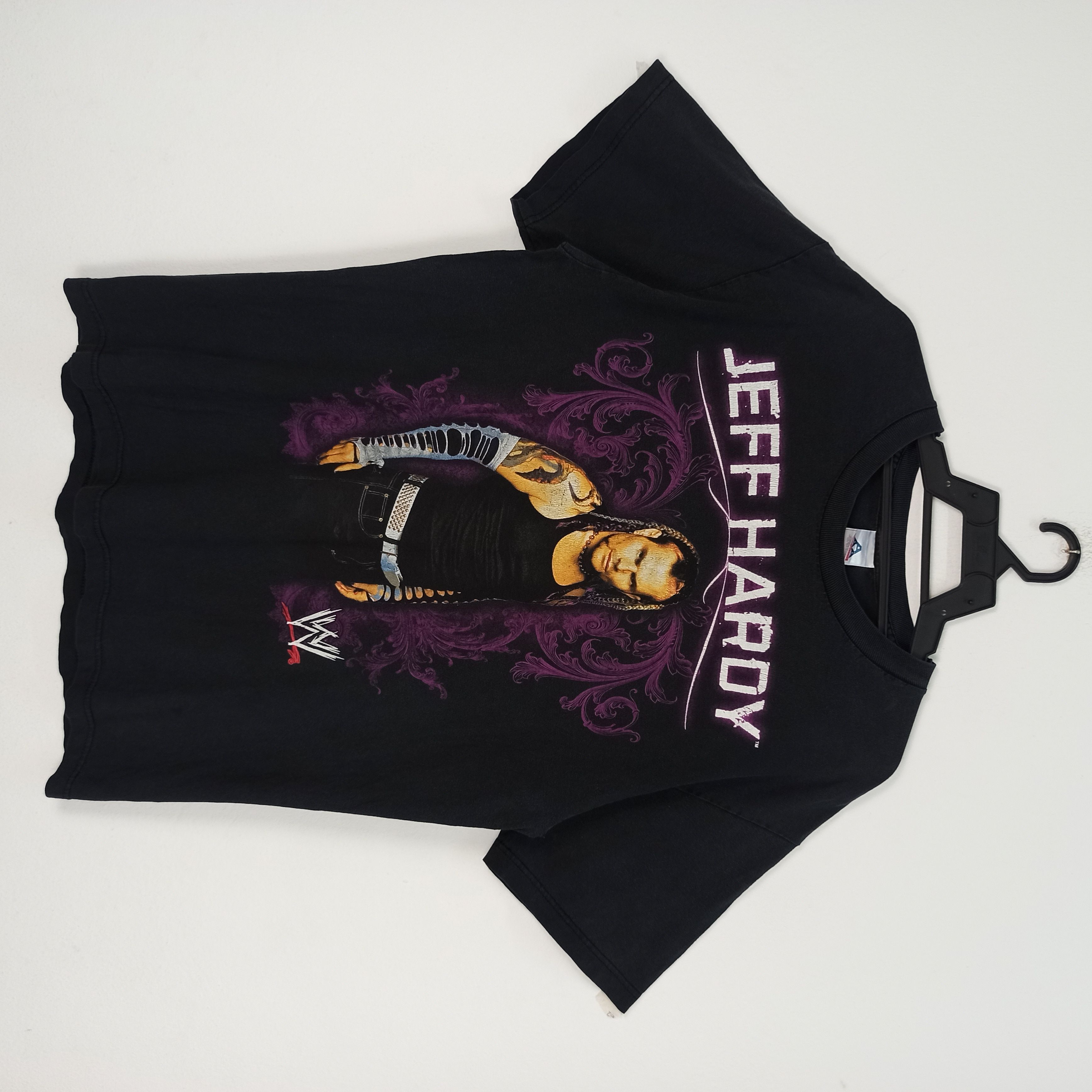 image of Steals Vintage Wwe Jeff Hardy Tshirt in Black, Men's (Size Large)
