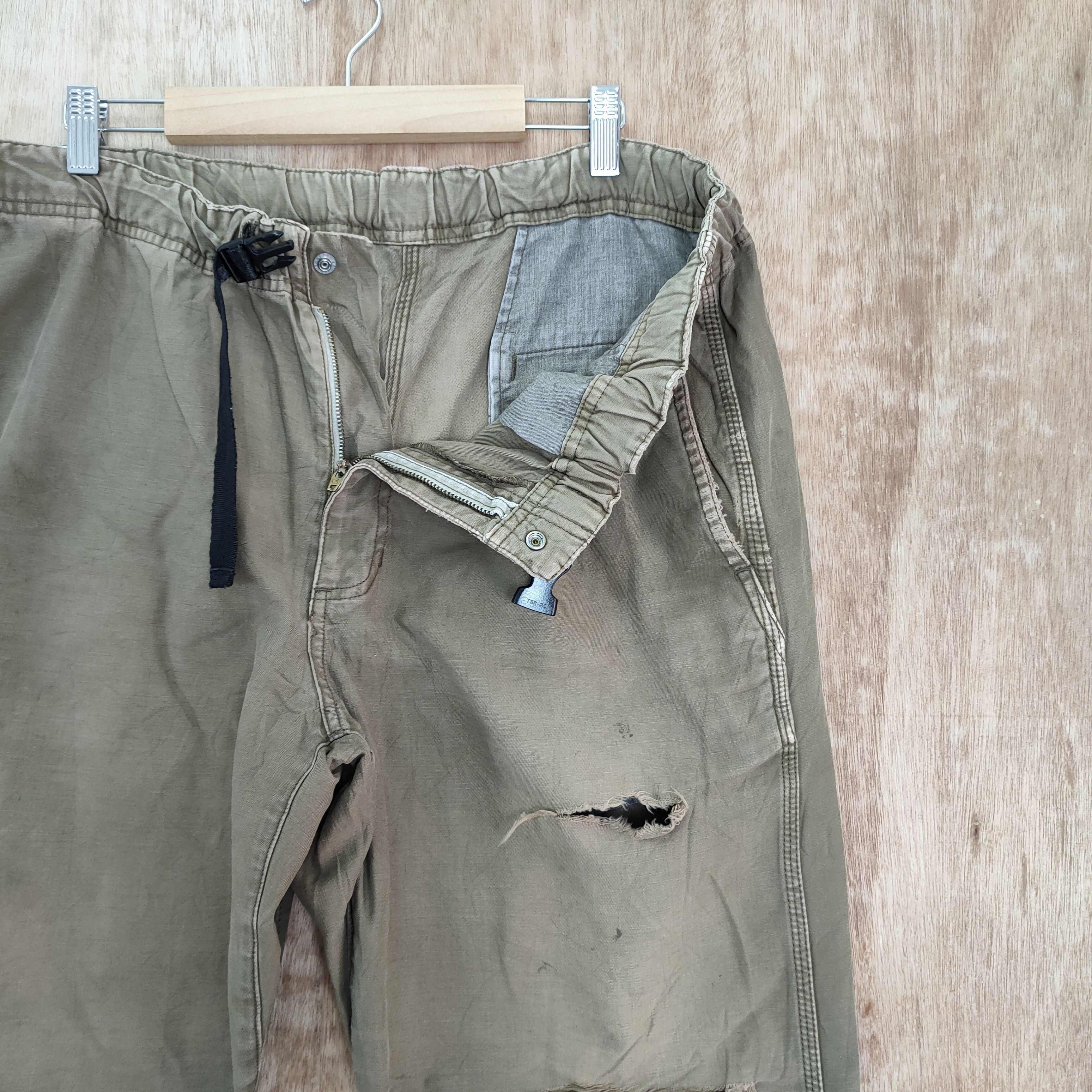 Carhartt CARHARTT FADED DISTRESSED CARGO PANTS Size US 34 / EU 50 - 10 Thumbnail