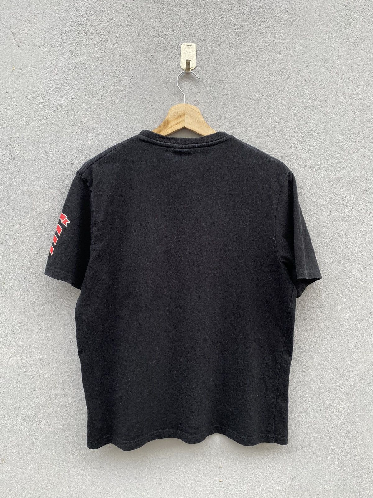 Number (N)ine × Takahiromiyashita The Soloist. Number (N)ine x Marlboro Emblem Shield Crest Tee Size US L / EU 52-54 / 3 - 5 Thumbnail