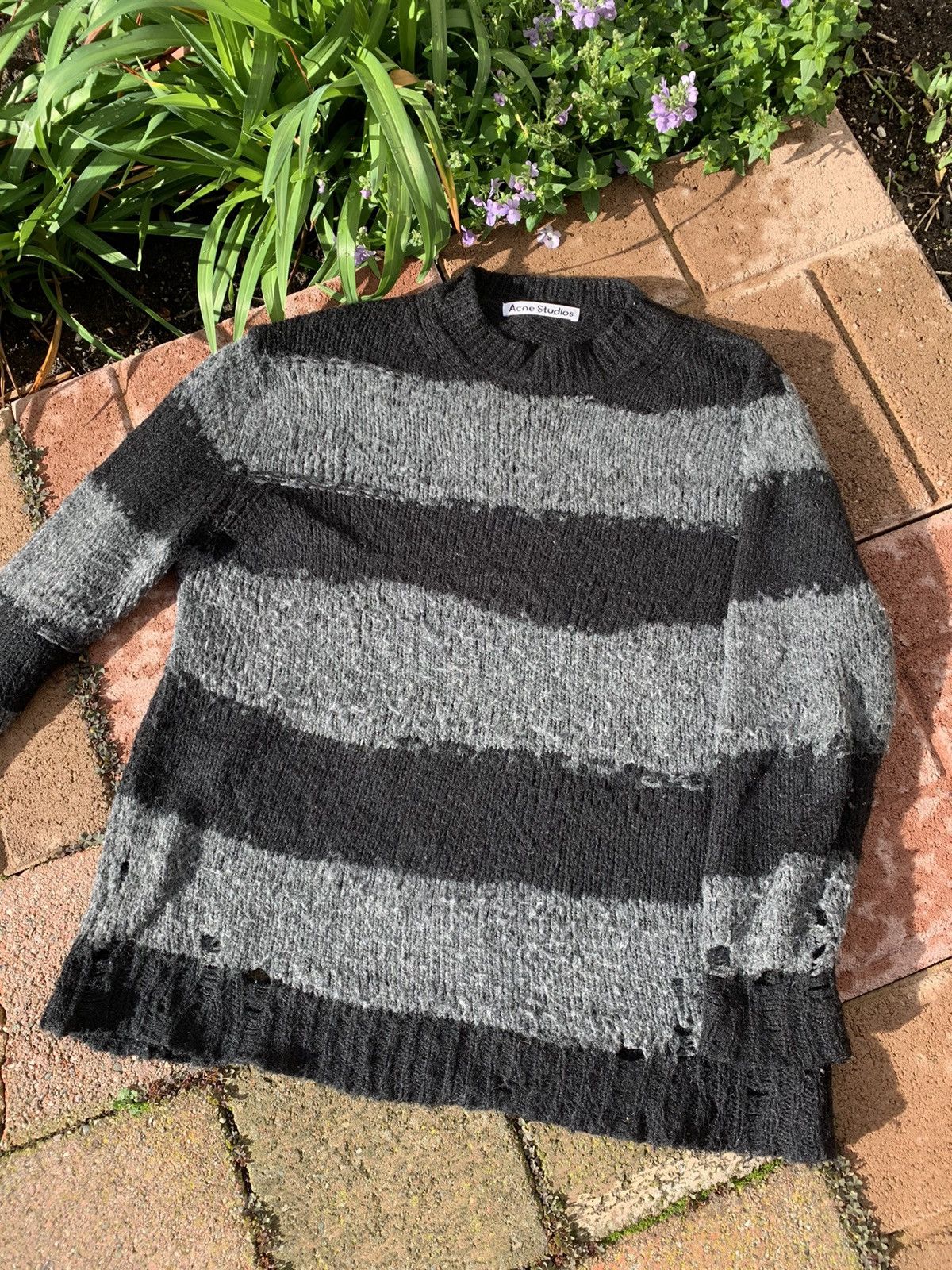 Acne Studios RARE GRAIL acne studios distressed cobain mohair knit Size US M / EU 48-50 / 2 - 3 Thumbnail