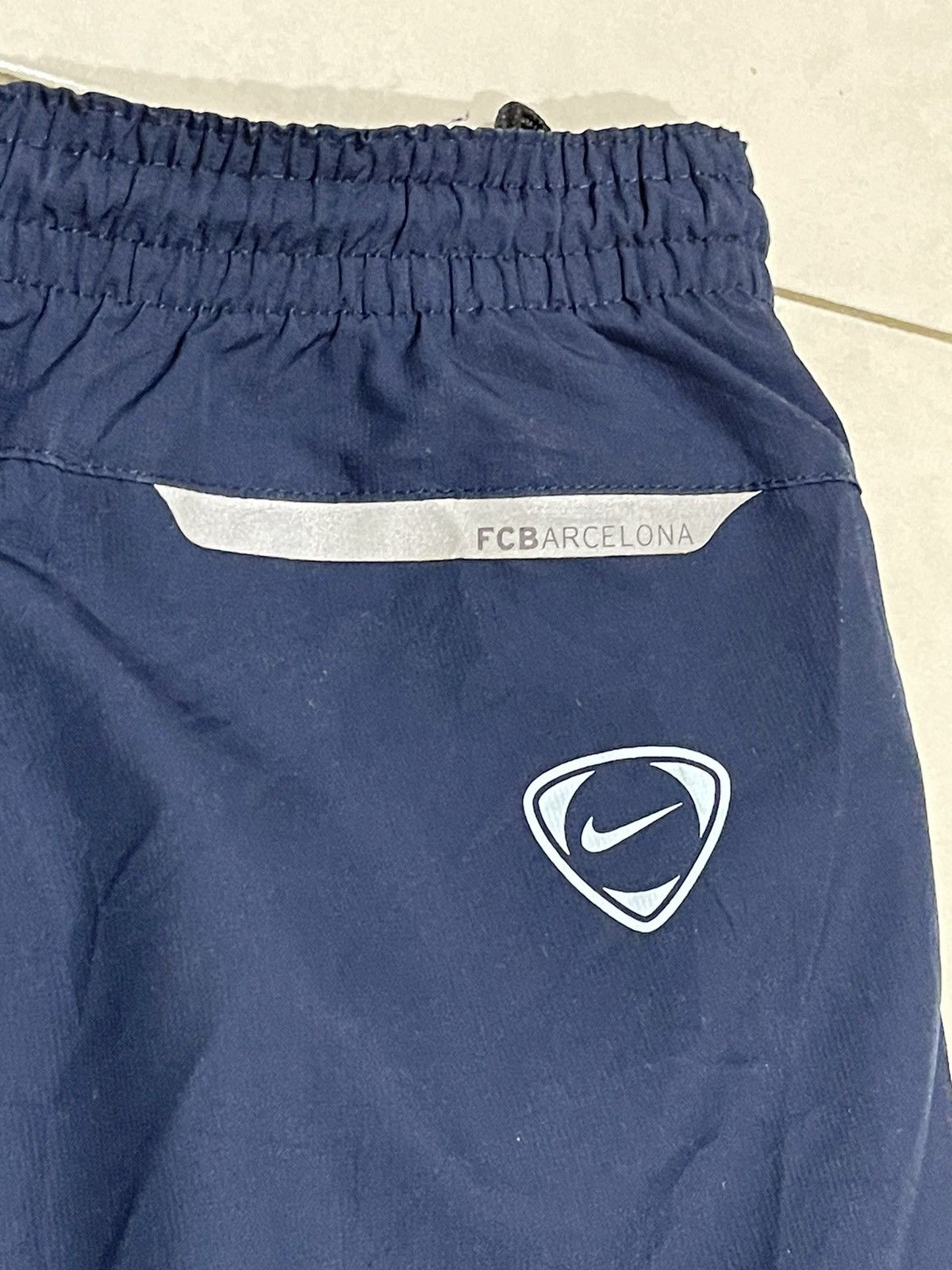 Nike Nike FC Barcelona Mens L Tracksuit Navy Pants Sport 9192 Size US 34 / EU 50 - 5 Thumbnail
