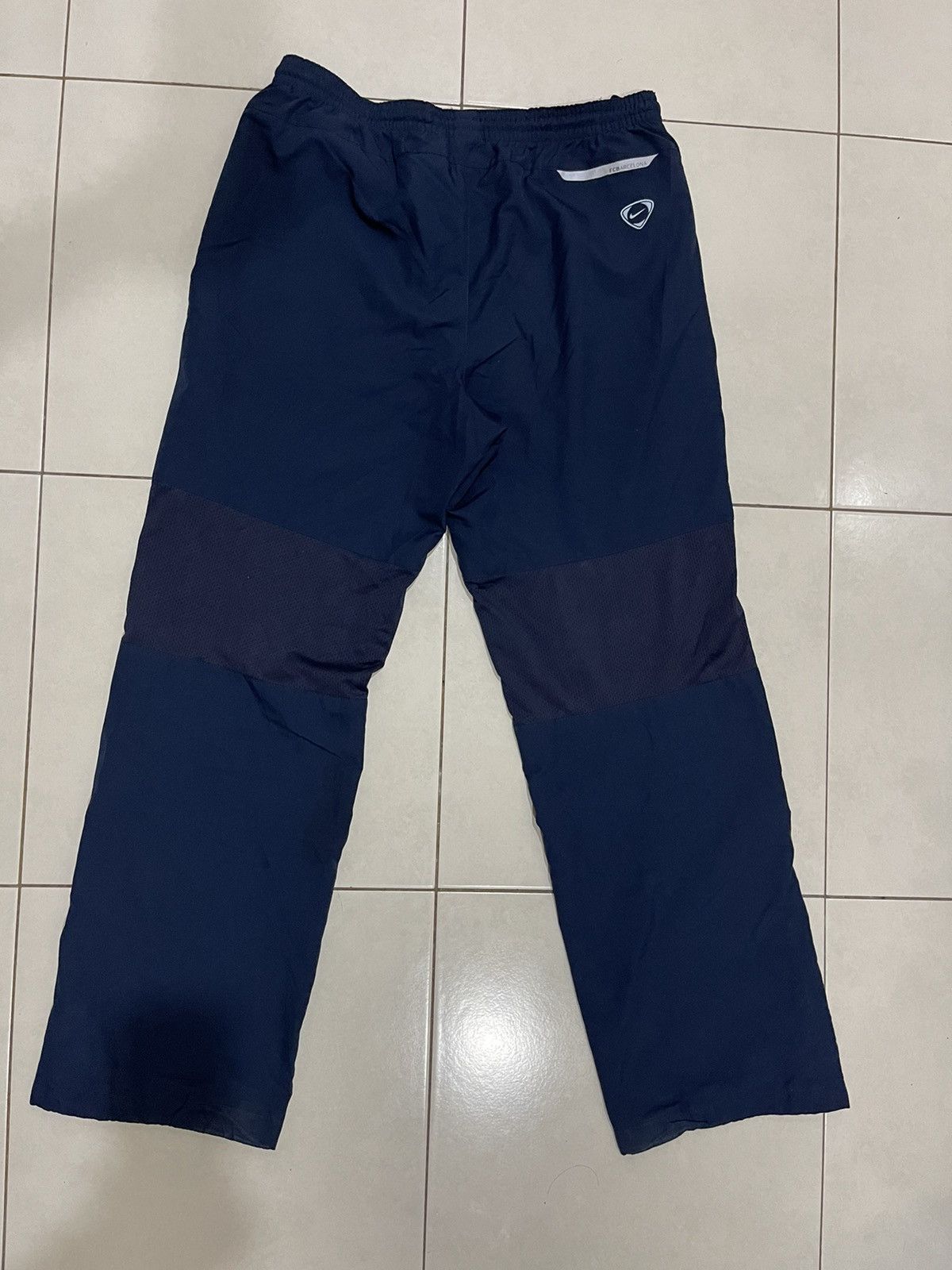 Nike Nike FC Barcelona Mens L Tracksuit Navy Pants Sport 9192 Size US 34 / EU 50 - 4 Thumbnail