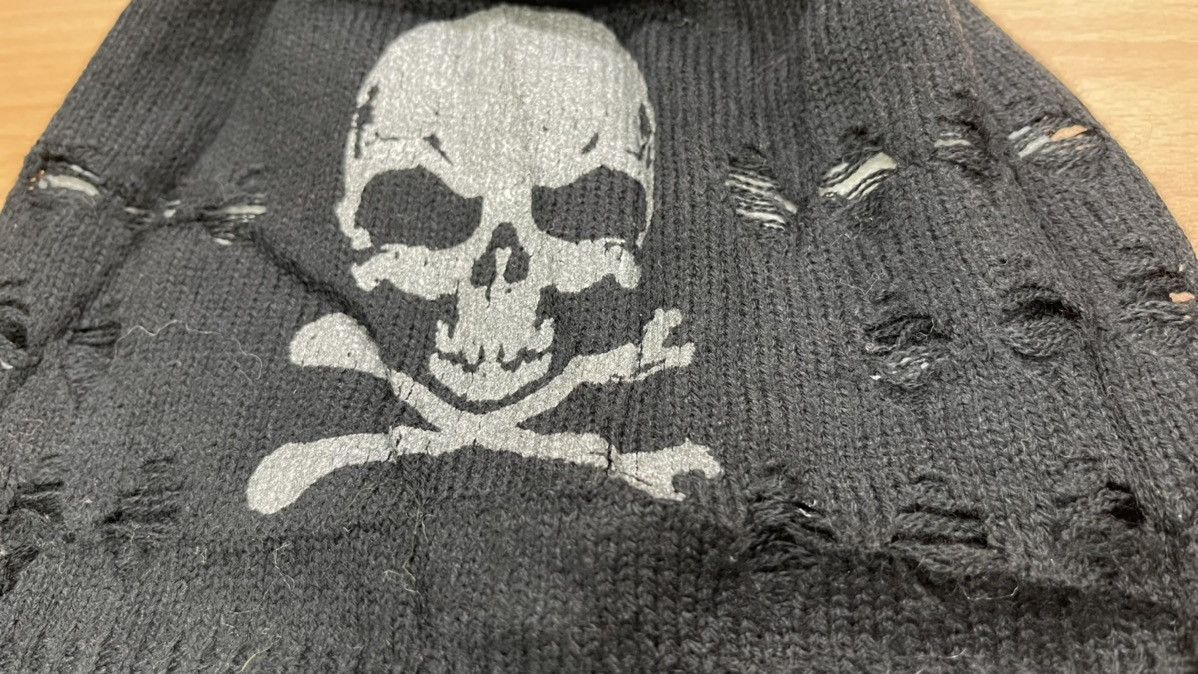 Japanese Brand Distressed Skulls Reversible Beanie Hats Snow Caps Size ONE SIZE - 10 Thumbnail