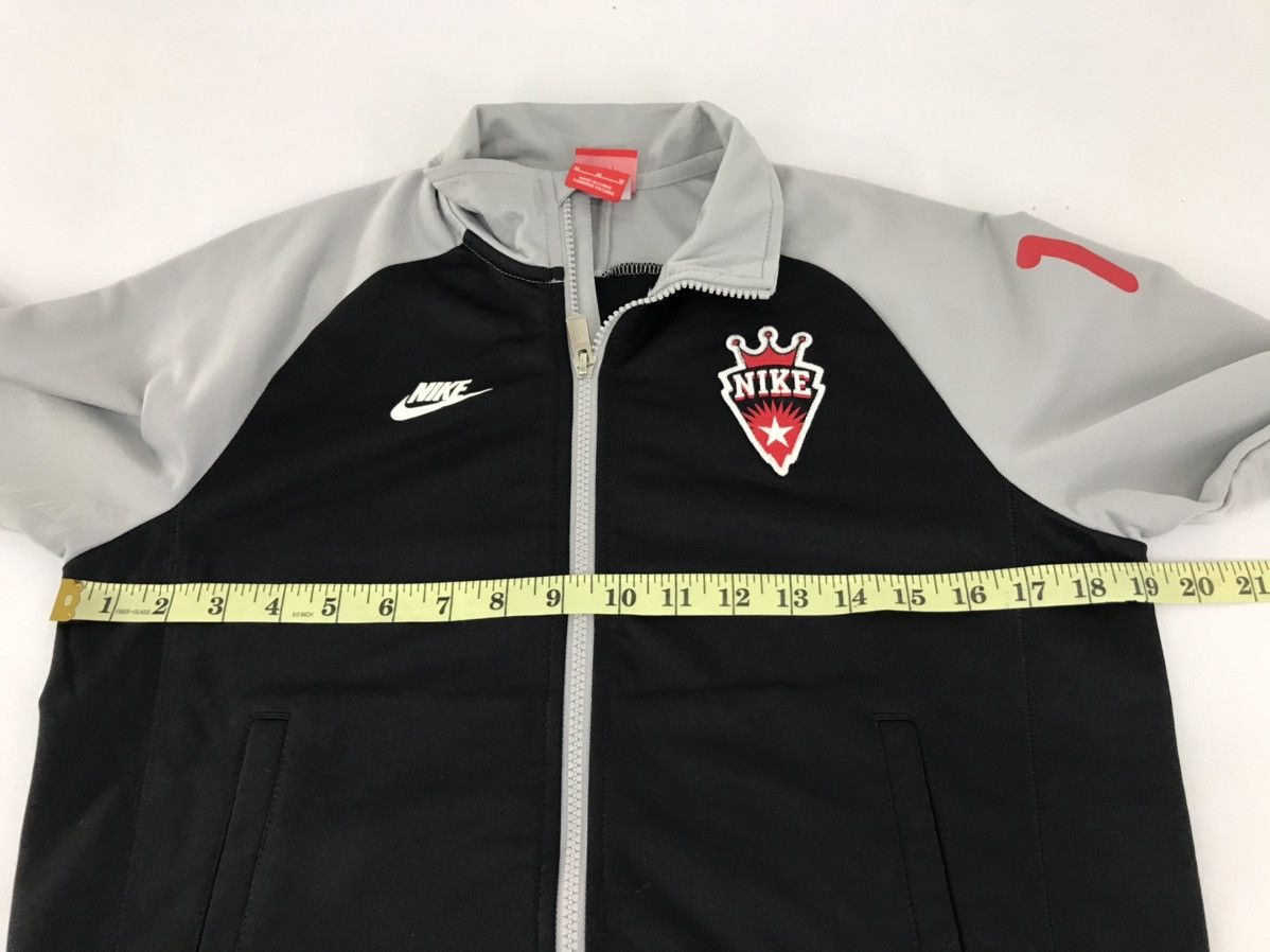 Nike Nike 10 Sportwear Zipper Style Jacket Fashion Designe Size US S / EU 44-46 / 1 - 11 Thumbnail