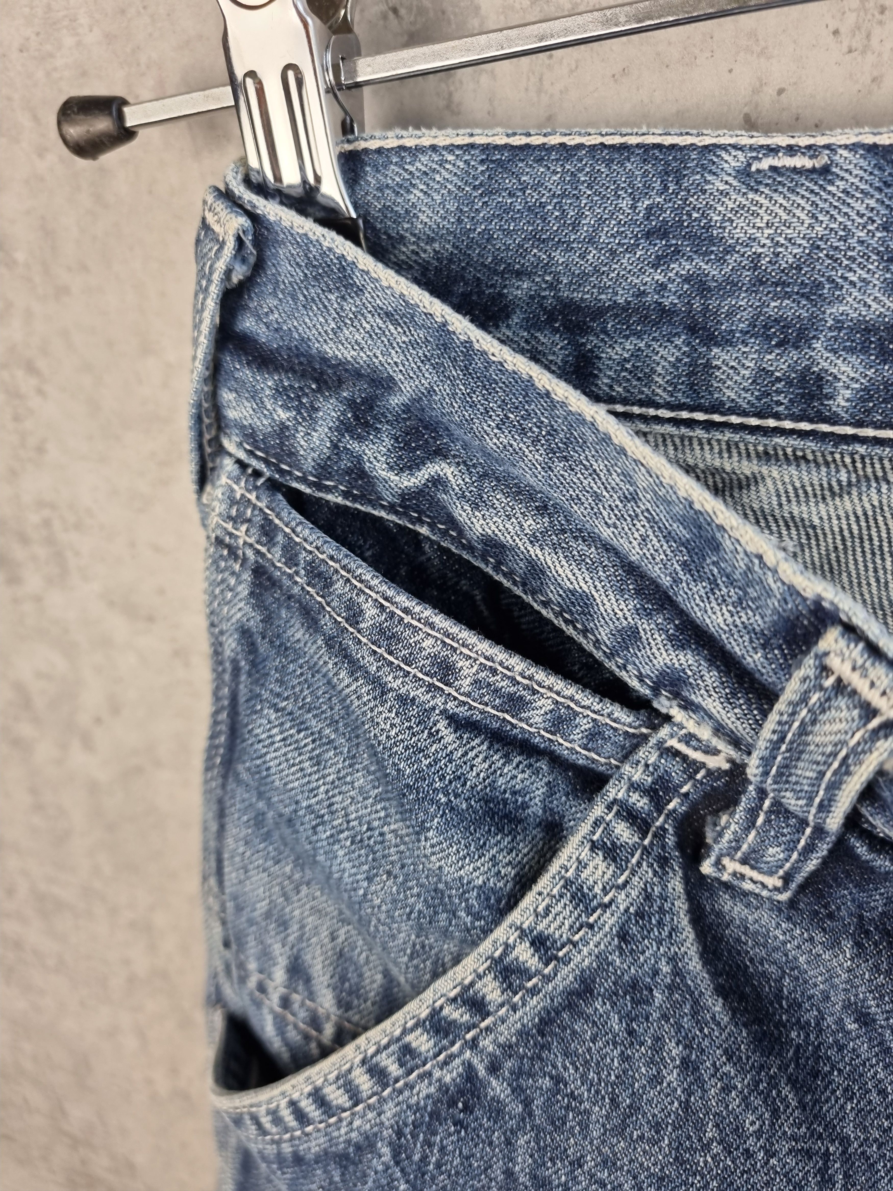 Carhartt × Vintage Rare size 90s Vintage Carhartt Logo Denim Shorts Size US 28 / EU 44 - 9 Thumbnail