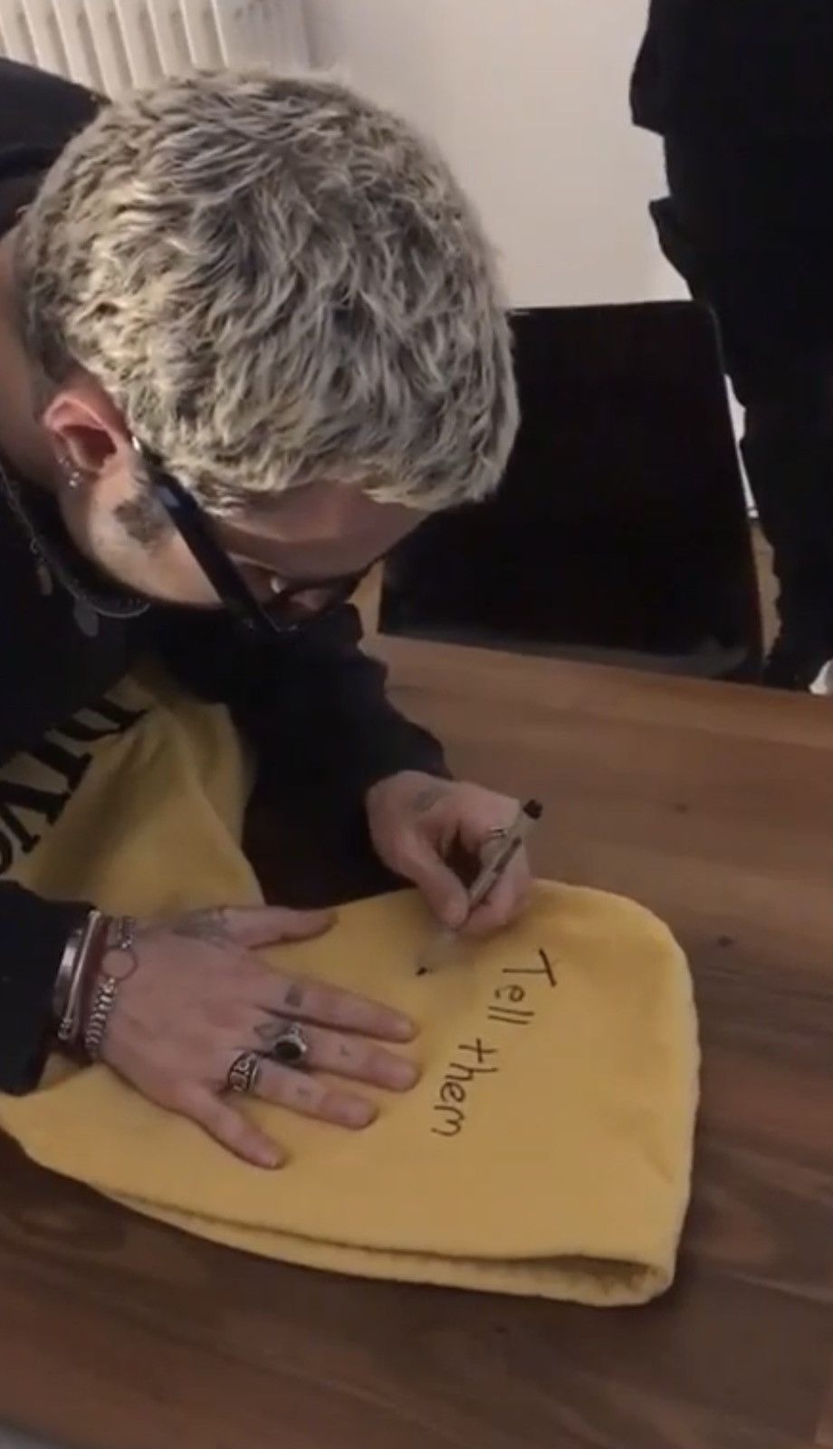 Enfants Riches Deprimes ERD DIVORCE HOODIE SIGNED BY HENRI Size US XL / EU 56 / 4 - 19 Thumbnail