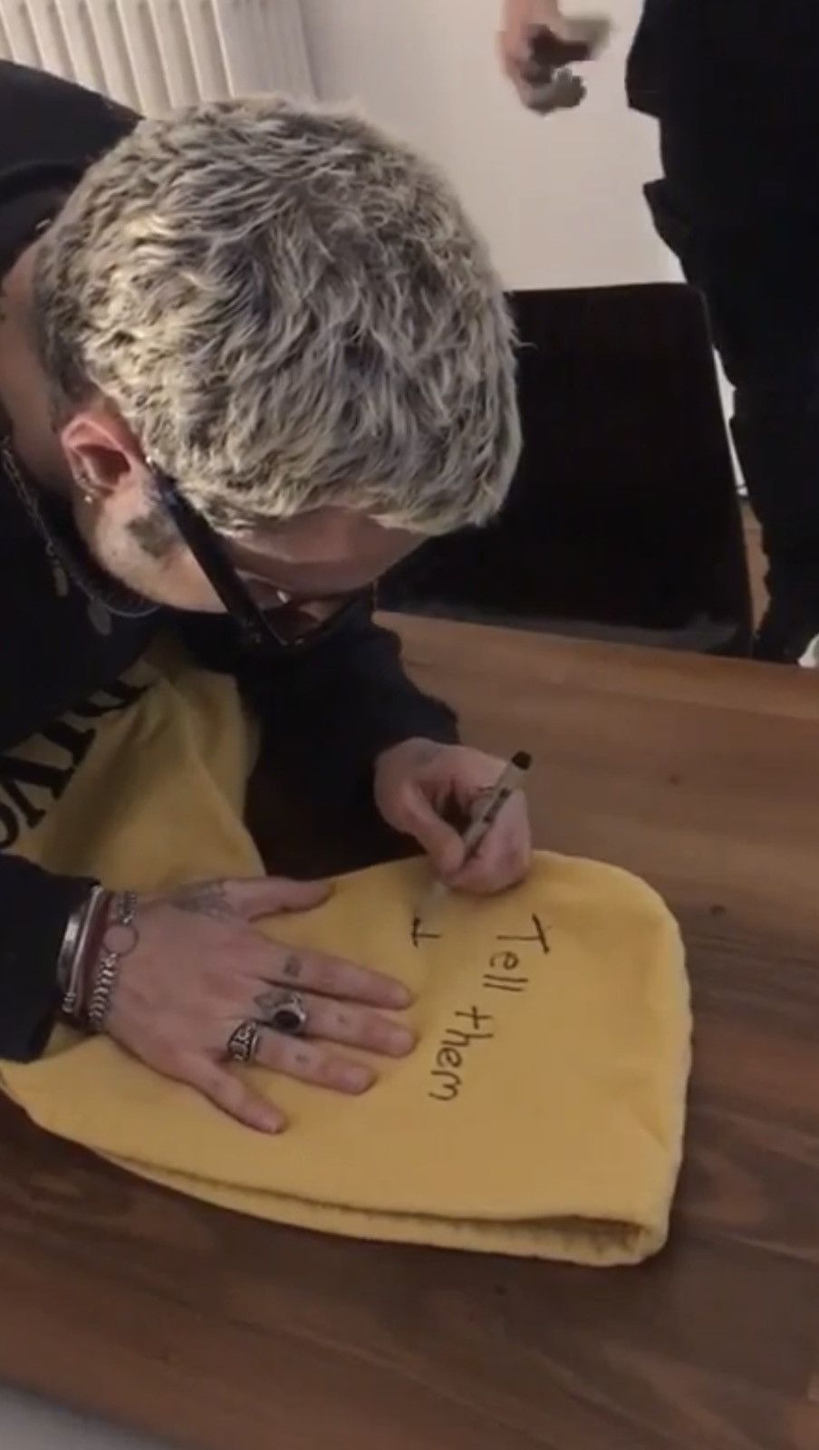 Enfants Riches Deprimes ERD DIVORCE HOODIE SIGNED BY HENRI Size US XL / EU 56 / 4 - 20 Thumbnail