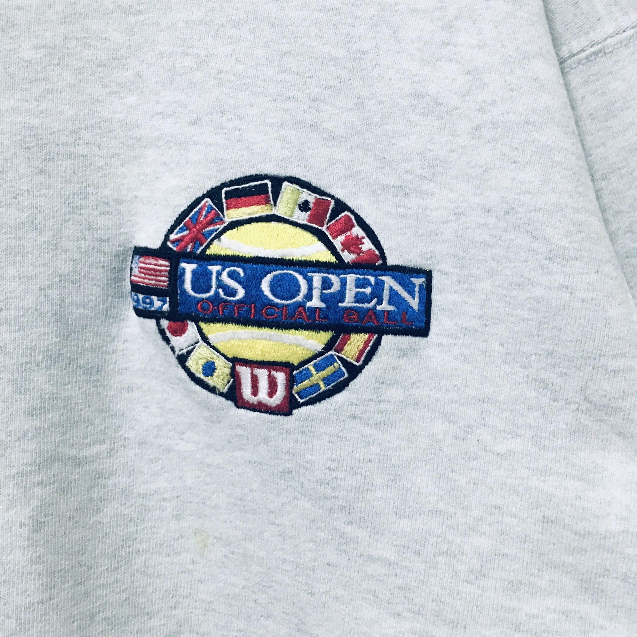 Fruit Of The Loom Vintage x Wilson Sweatshir US open Official Ball 97’ Size US M / EU 48-50 / 2 - 3 Thumbnail