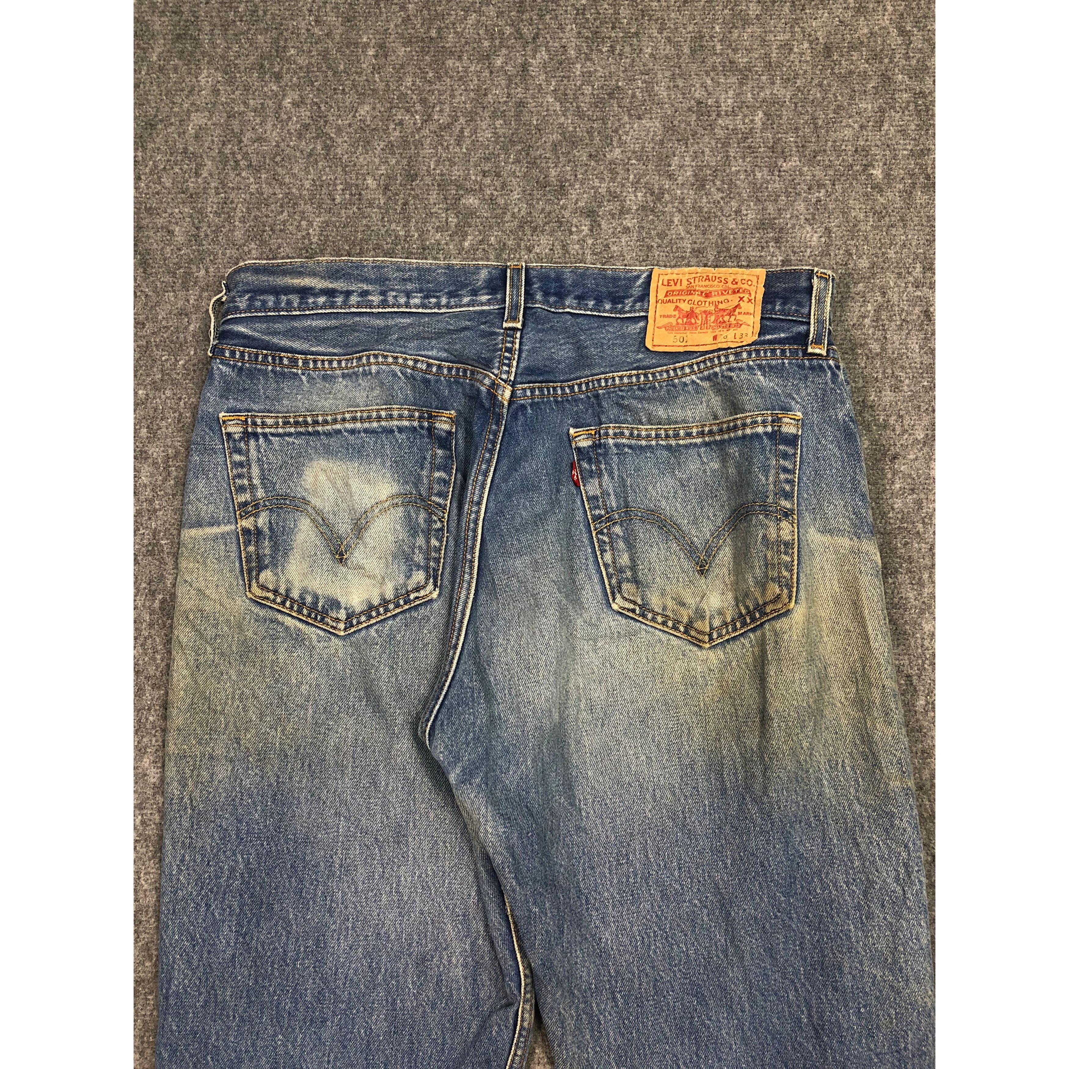 Levi's Vintage Levis 501 Faded Lightwash Jeans DP0101 Size US 34 / EU 50 - 4 Thumbnail