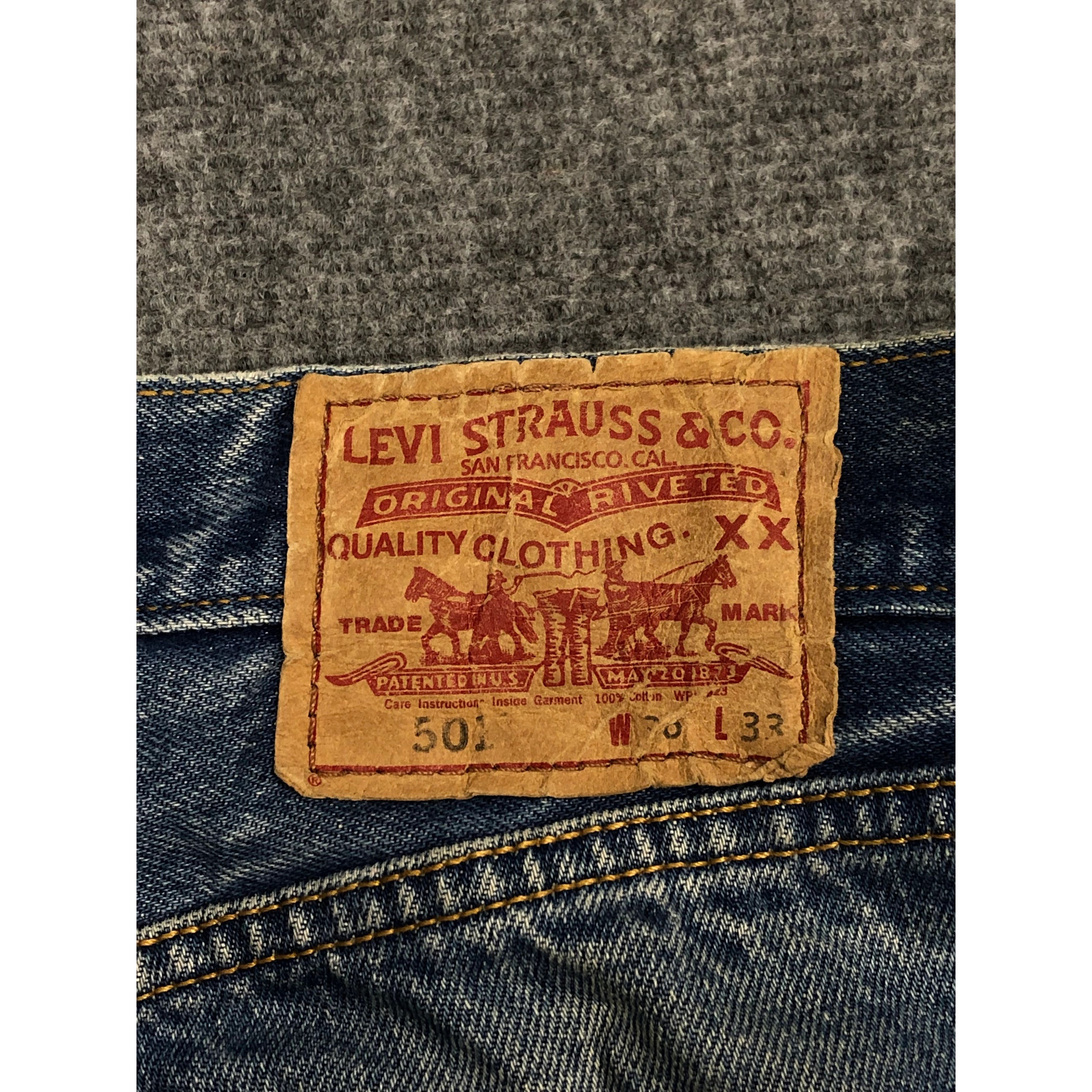 Levi's Vintage Levis 501 Faded Lightwash Jeans DP0101 Size US 34 / EU 50 - 5 Thumbnail
