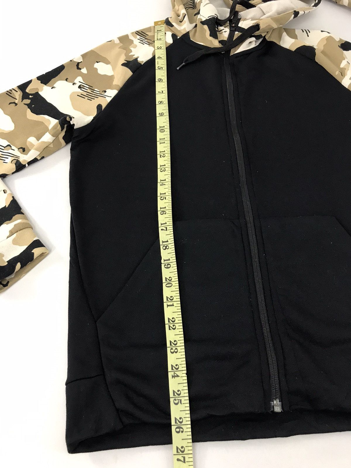 Nike Vtg Nike Dri-fit Brown Camo Style Zipper Hoodies Fashion Size US S / EU 44-46 / 1 - 12 Thumbnail