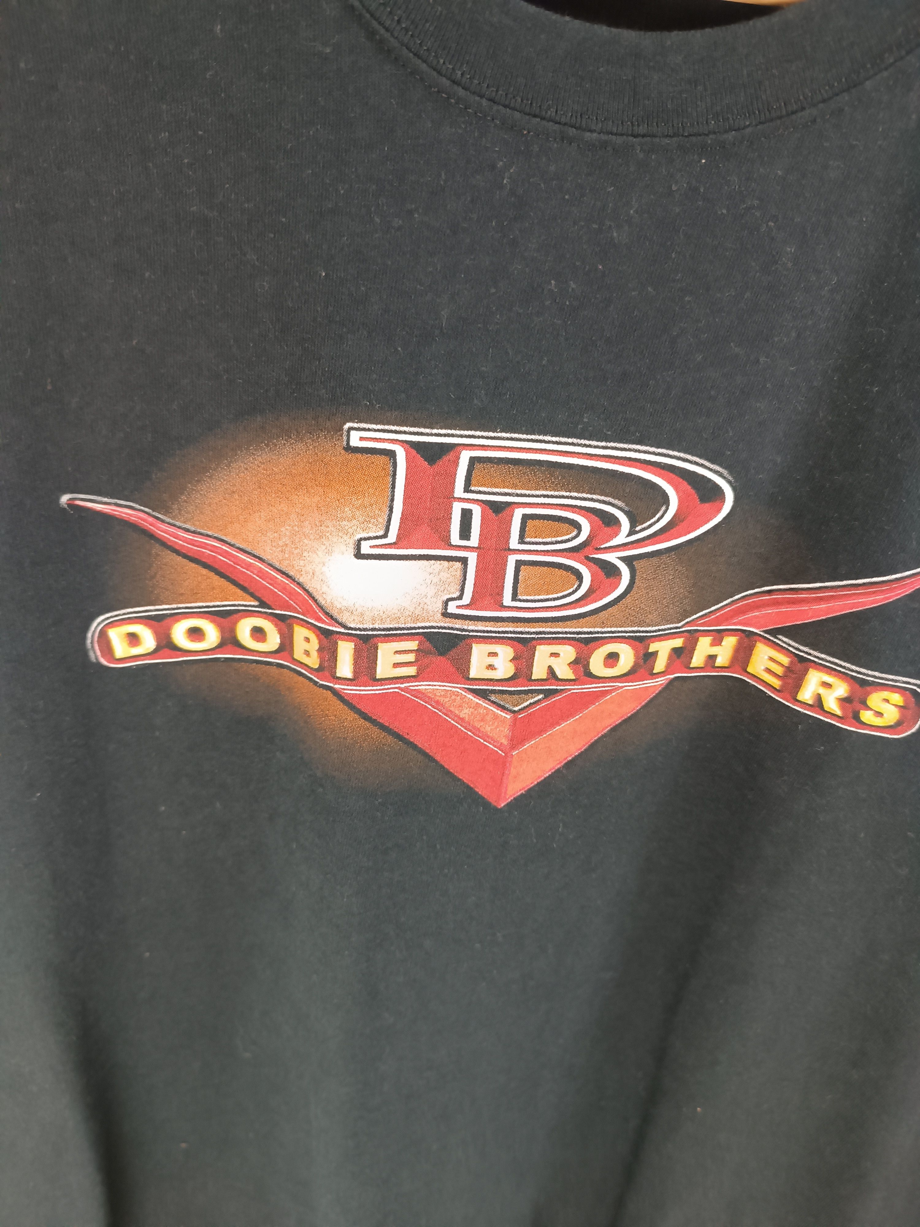 Band Tees VINTAGE '01 DOOBIE BROTHERS LIVE IN CONCERT TEE Size US XL / EU 56 / 4 - 8 Thumbnail