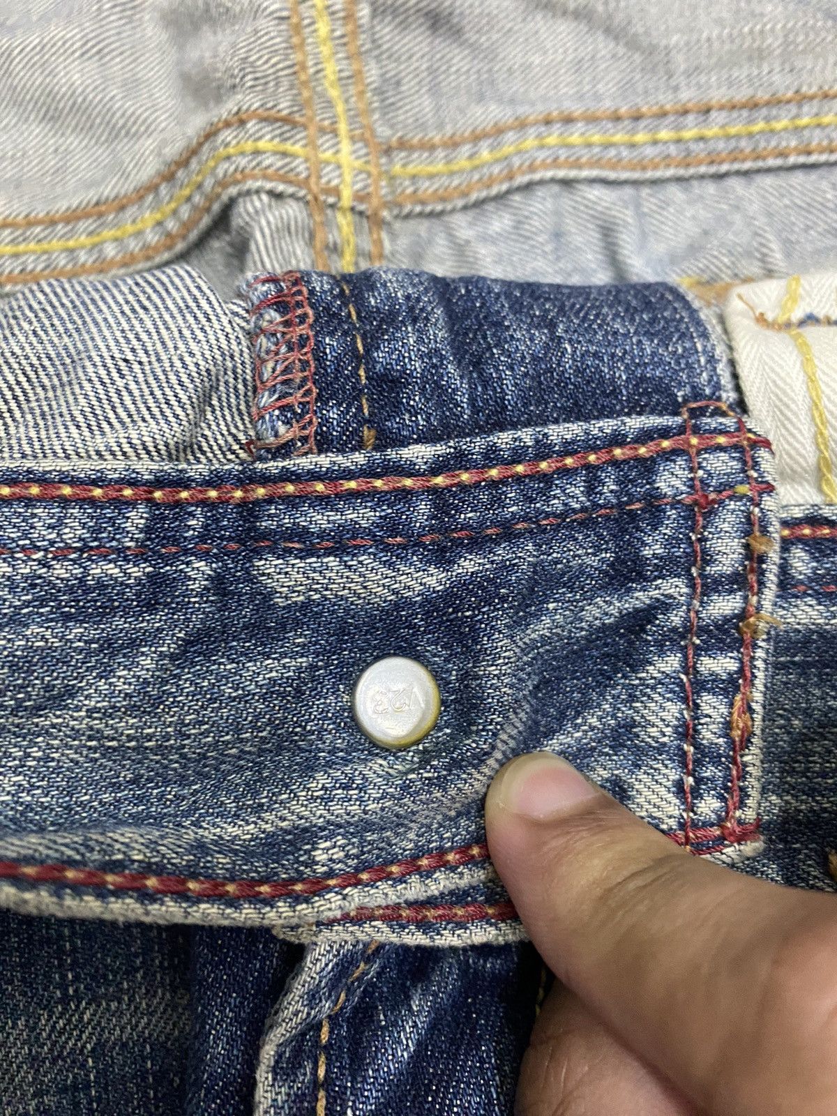 Hysteric Glamour × Levi's VINTAGE LEVIS 502 DISTRESSED BAGGY DENIM JEANS Size US 36 / EU 52 - 15 Thumbnail